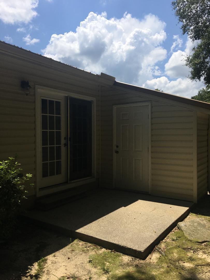 OAKDALE MINI FARMS - Residential Lease