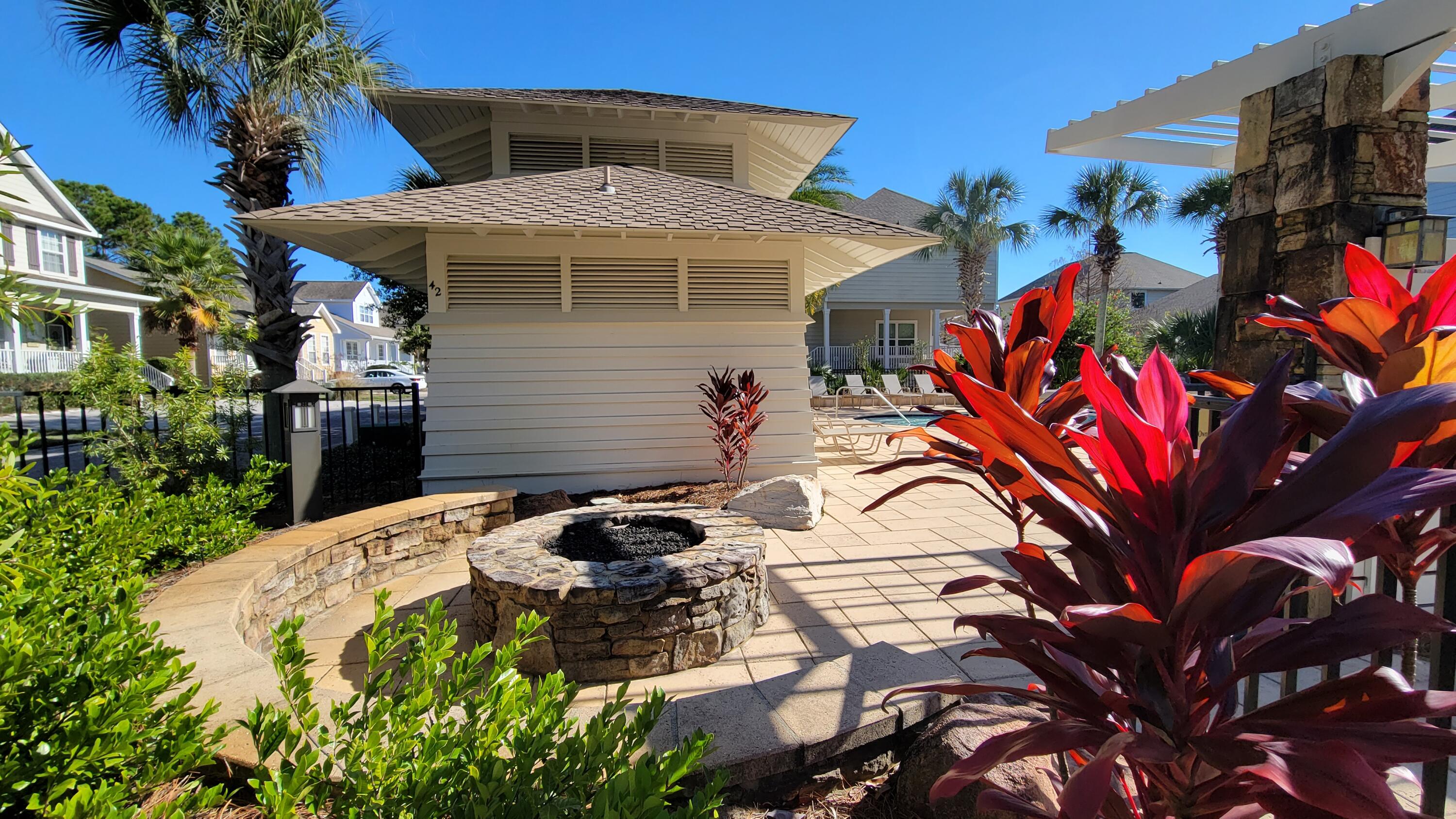 SANTA ROSA GOLF VILLAS - Residential Lease