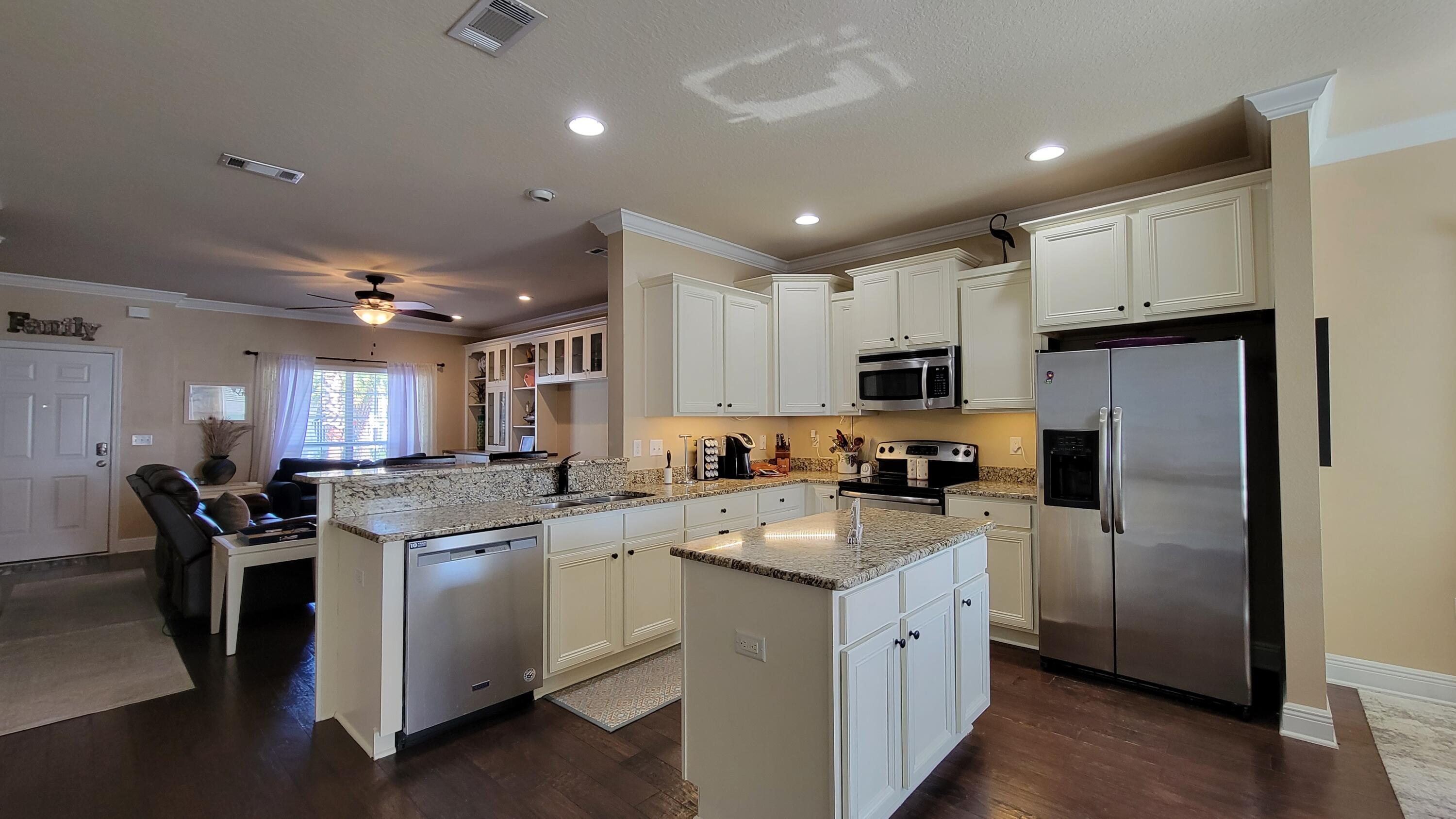 SANTA ROSA GOLF VILLAS - Residential Lease
