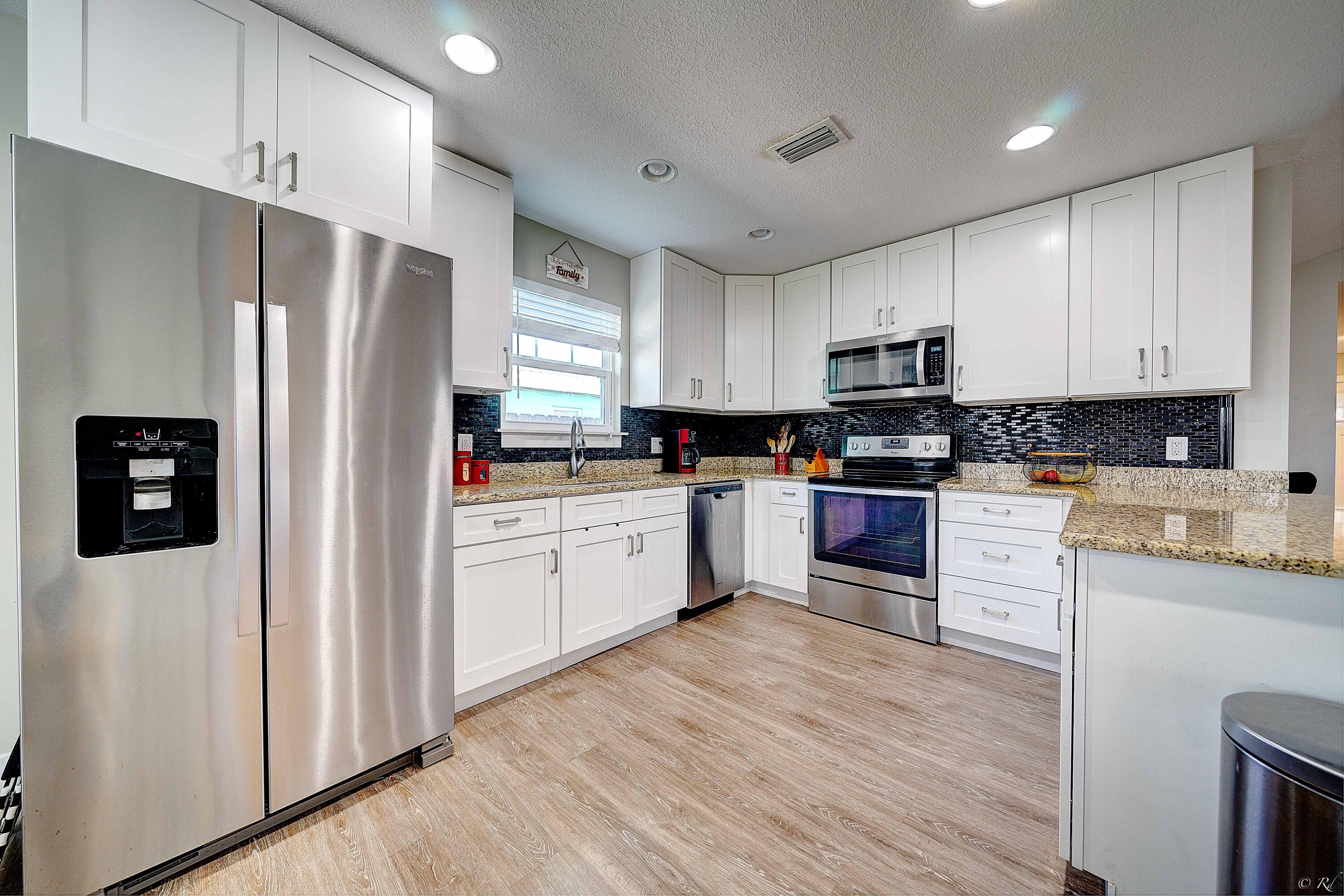 LAGUNA BEACH 7TH ADDN - Residential