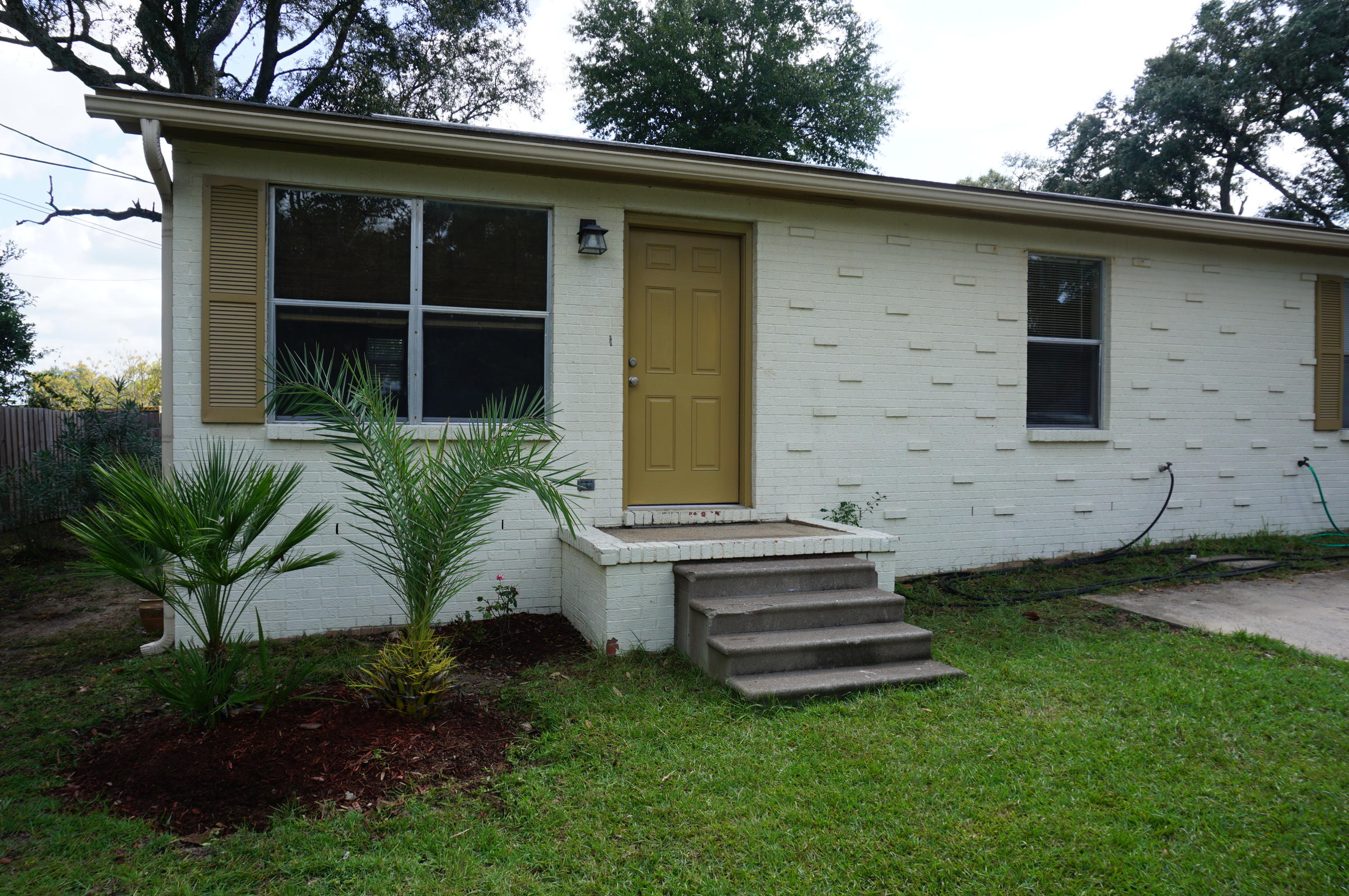 Magnolia Duplex - Residential Lease
