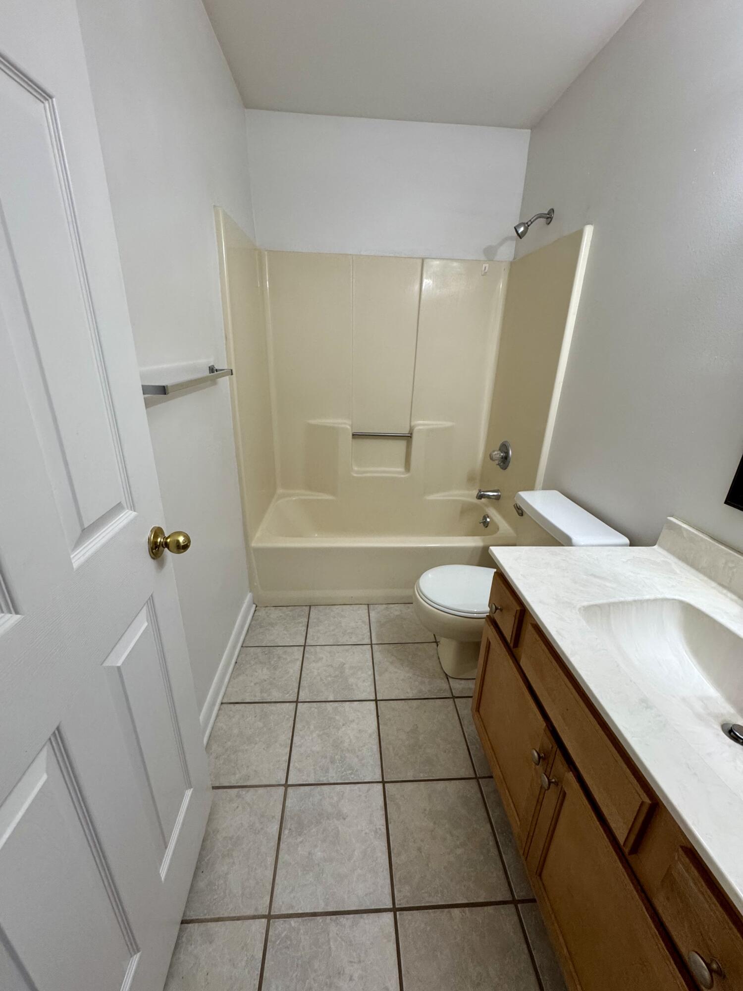 SCOTTWOOD - Residential Lease