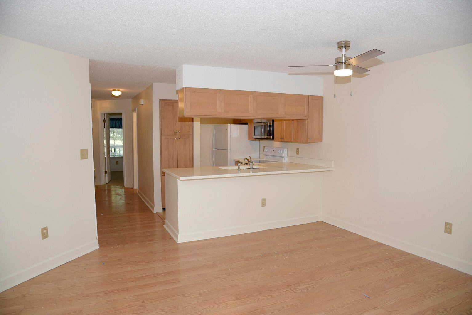 LAKESIDE CONDO AT BLUEWATER BAY - Residential Lease