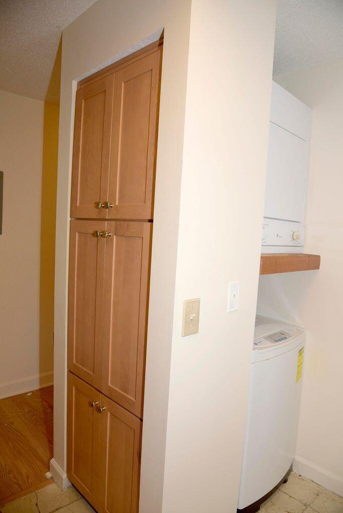 LAKESIDE CONDO AT BLUEWATER BAY - Residential Lease