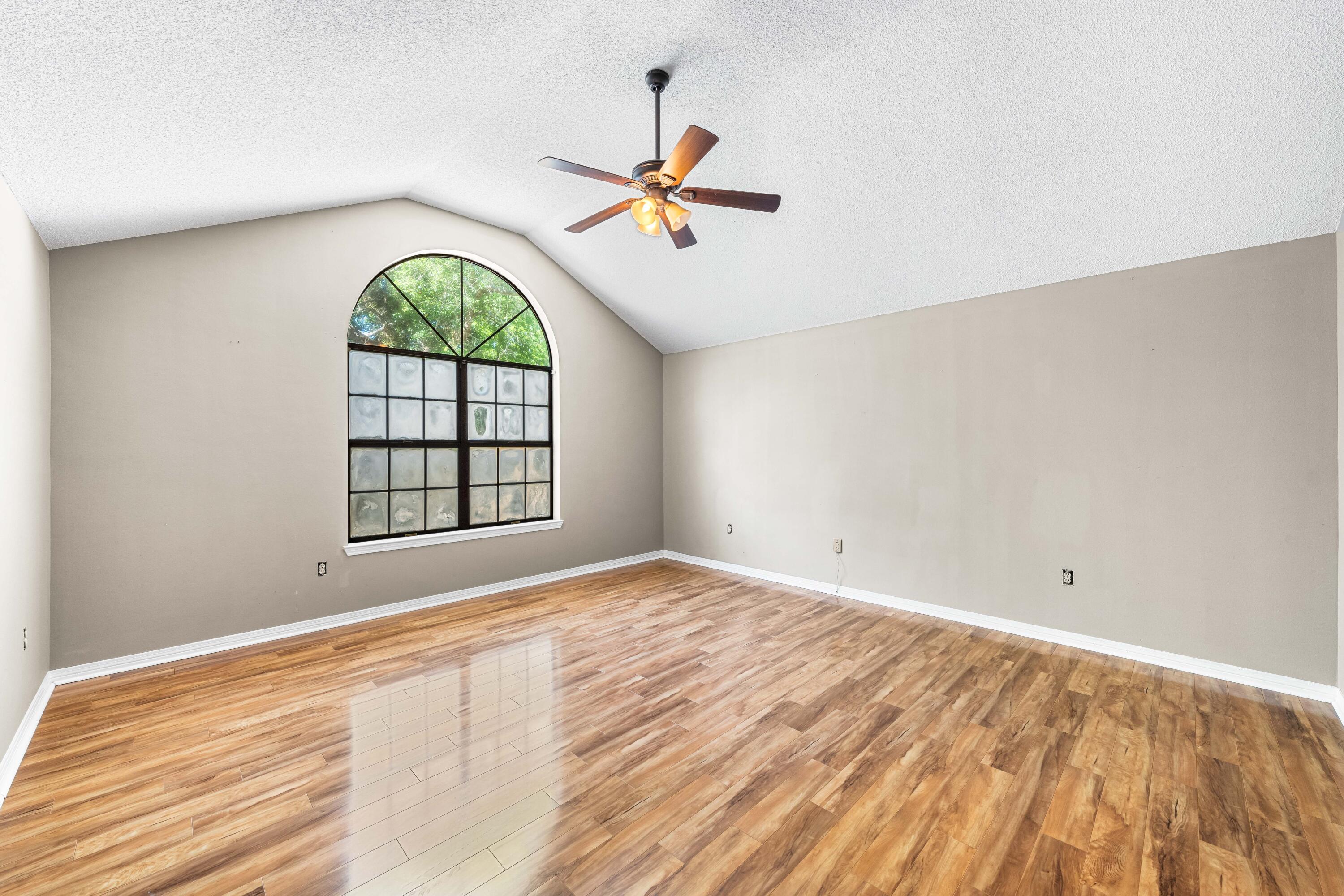 WOODLANDS - Residential
