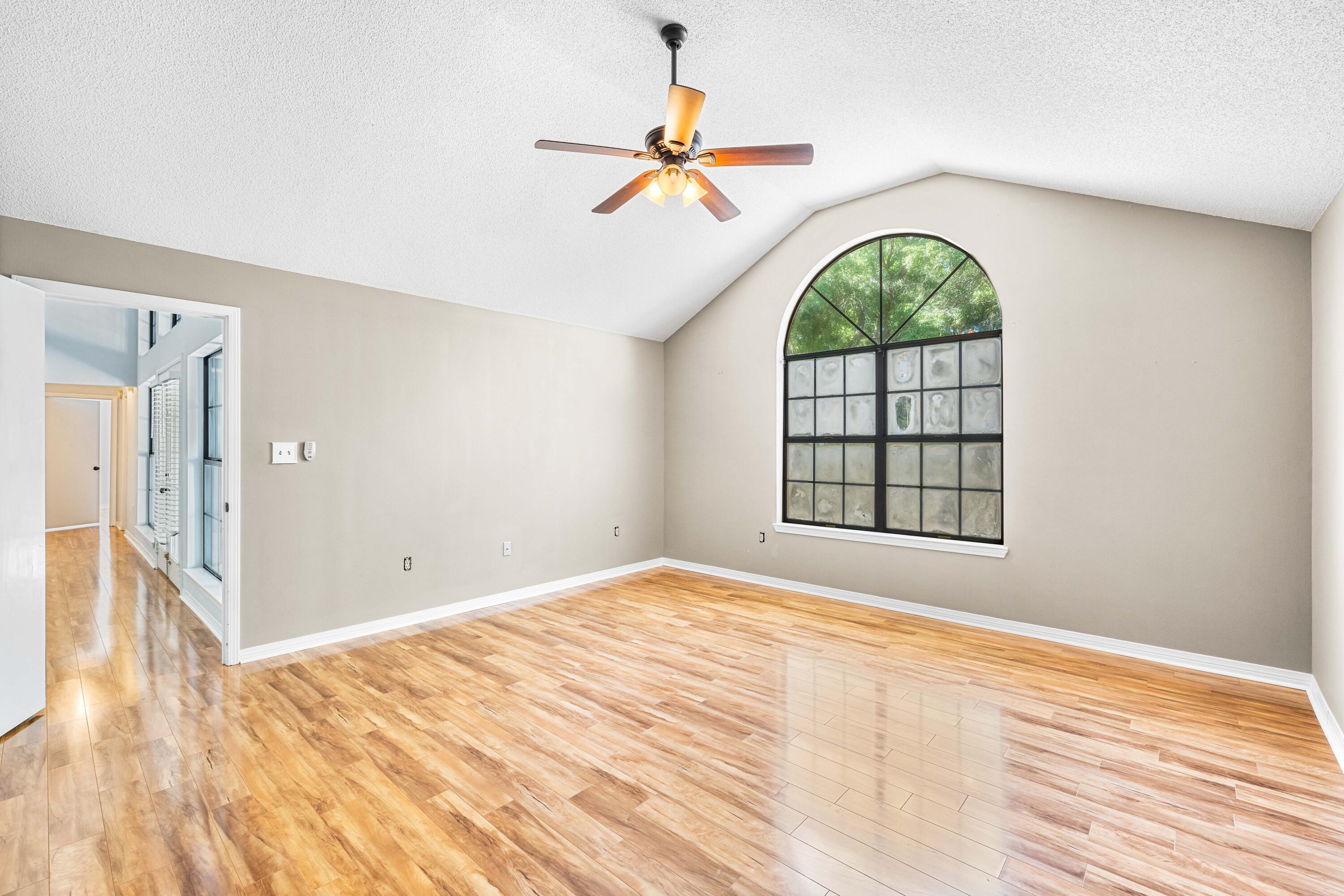 WOODLANDS - Residential
