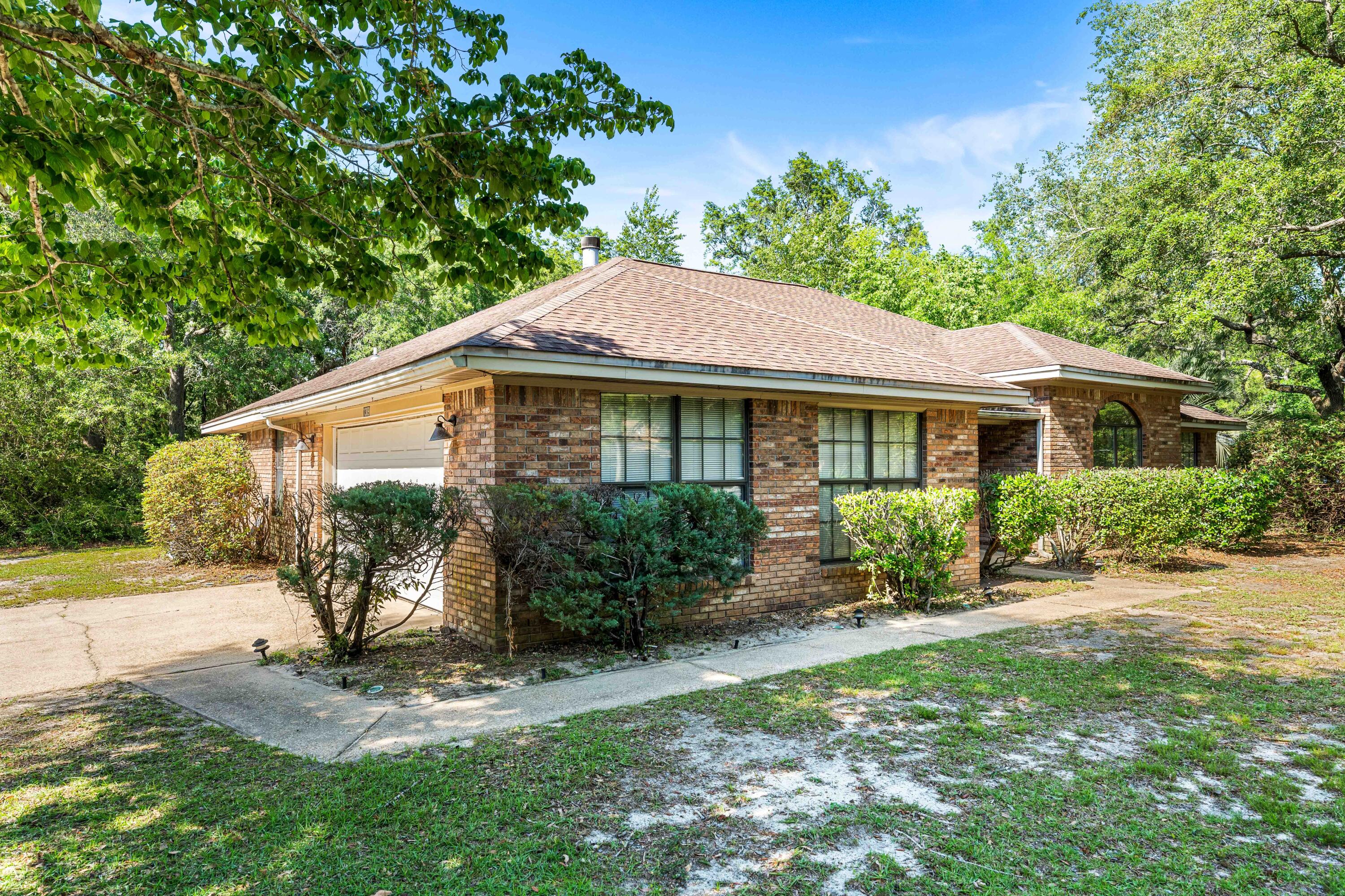 WOODLANDS - Residential