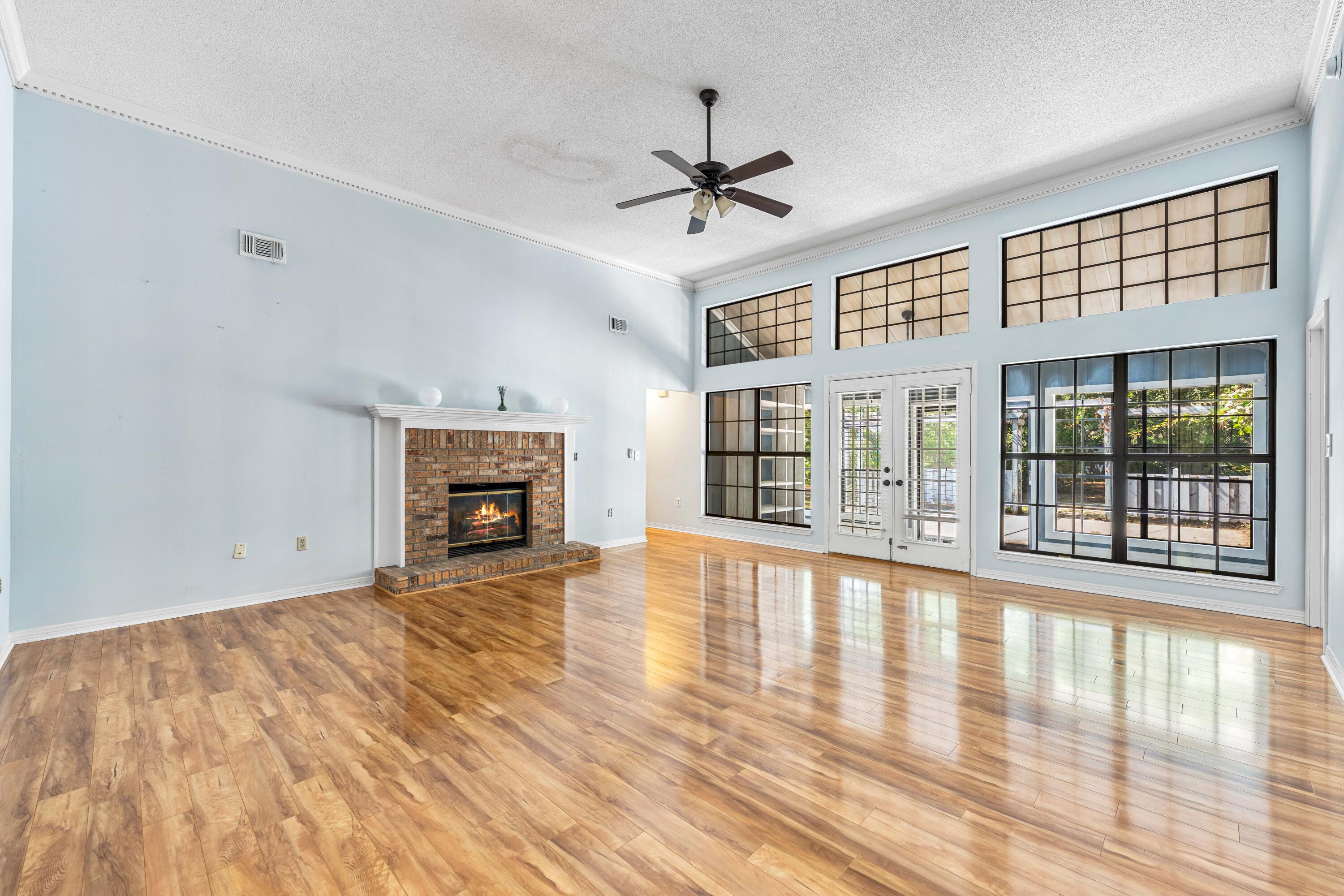 WOODLANDS - Residential