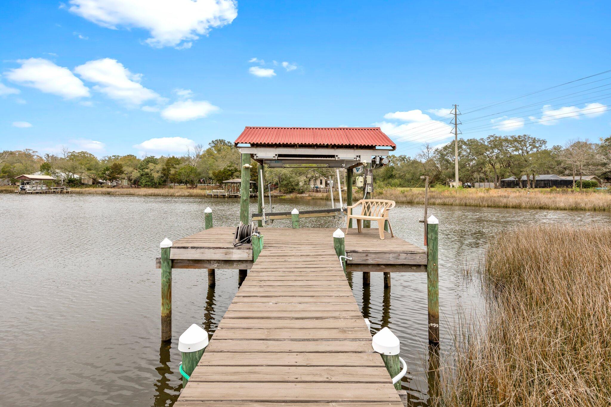 MOSSY COVE - Residential
