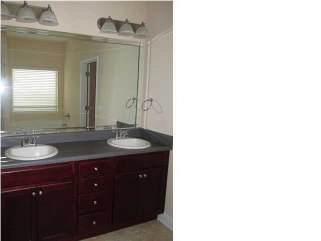 ROLLING RIDGE - Residential Lease