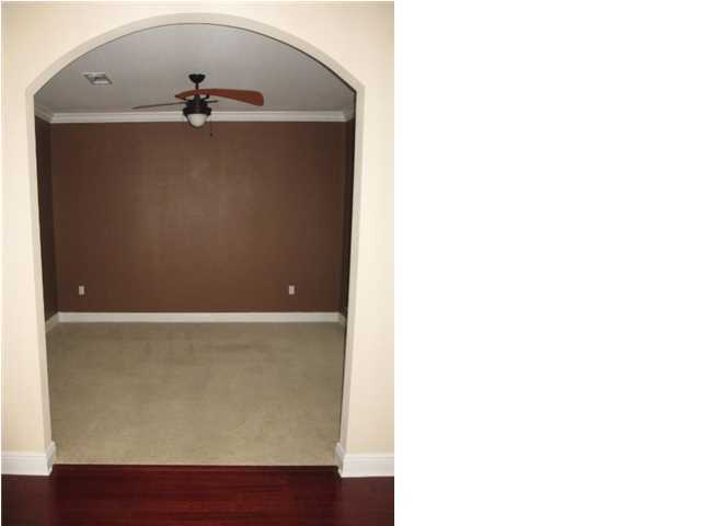 ROLLING RIDGE - Residential Lease
