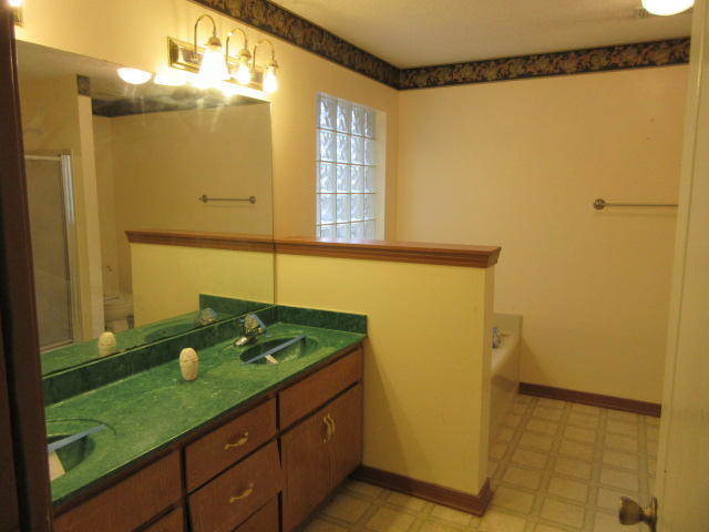 STEEPLECHASE PH 3 - Residential