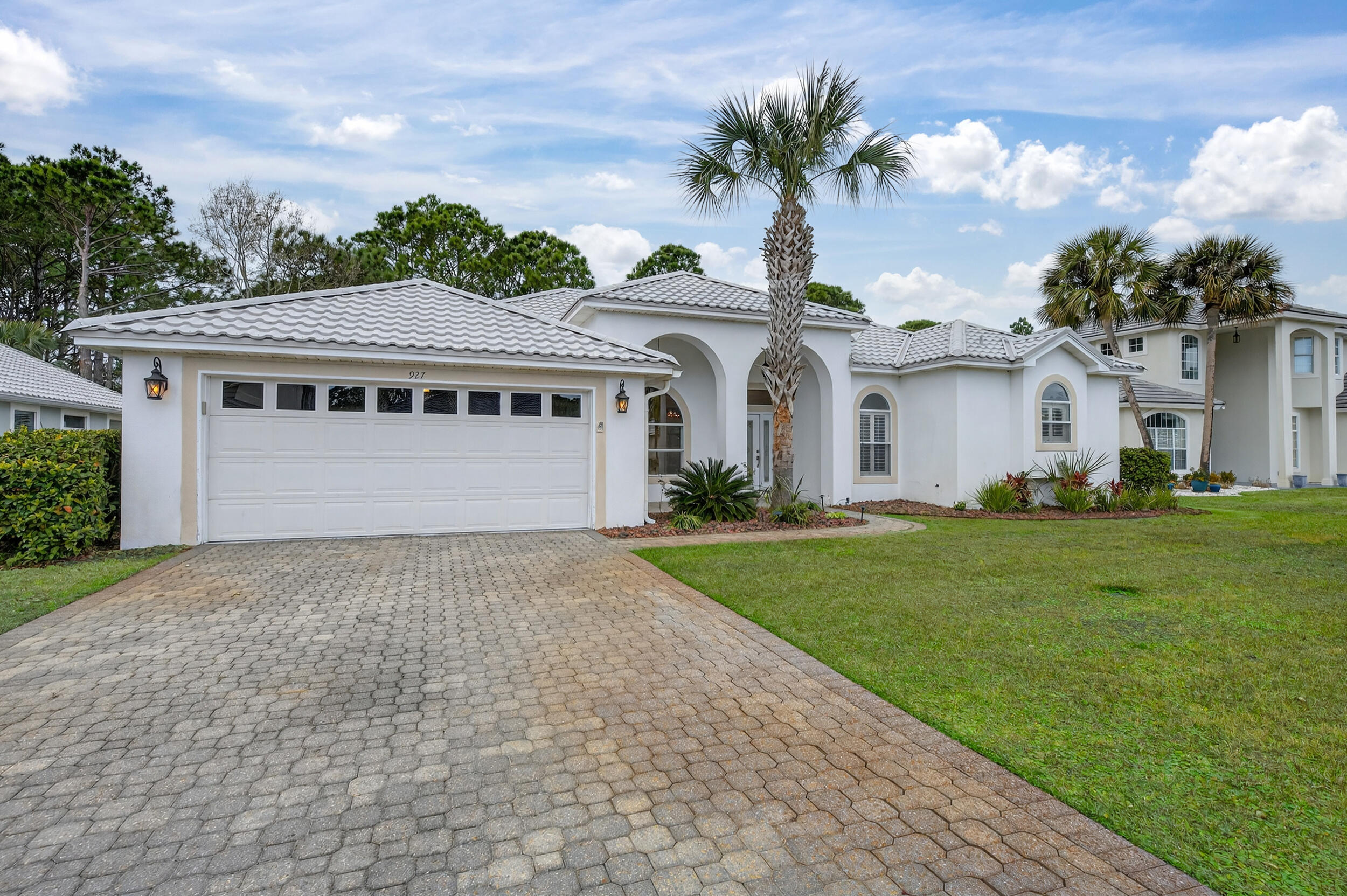 EMERALD BAY PH 1-B - Residential