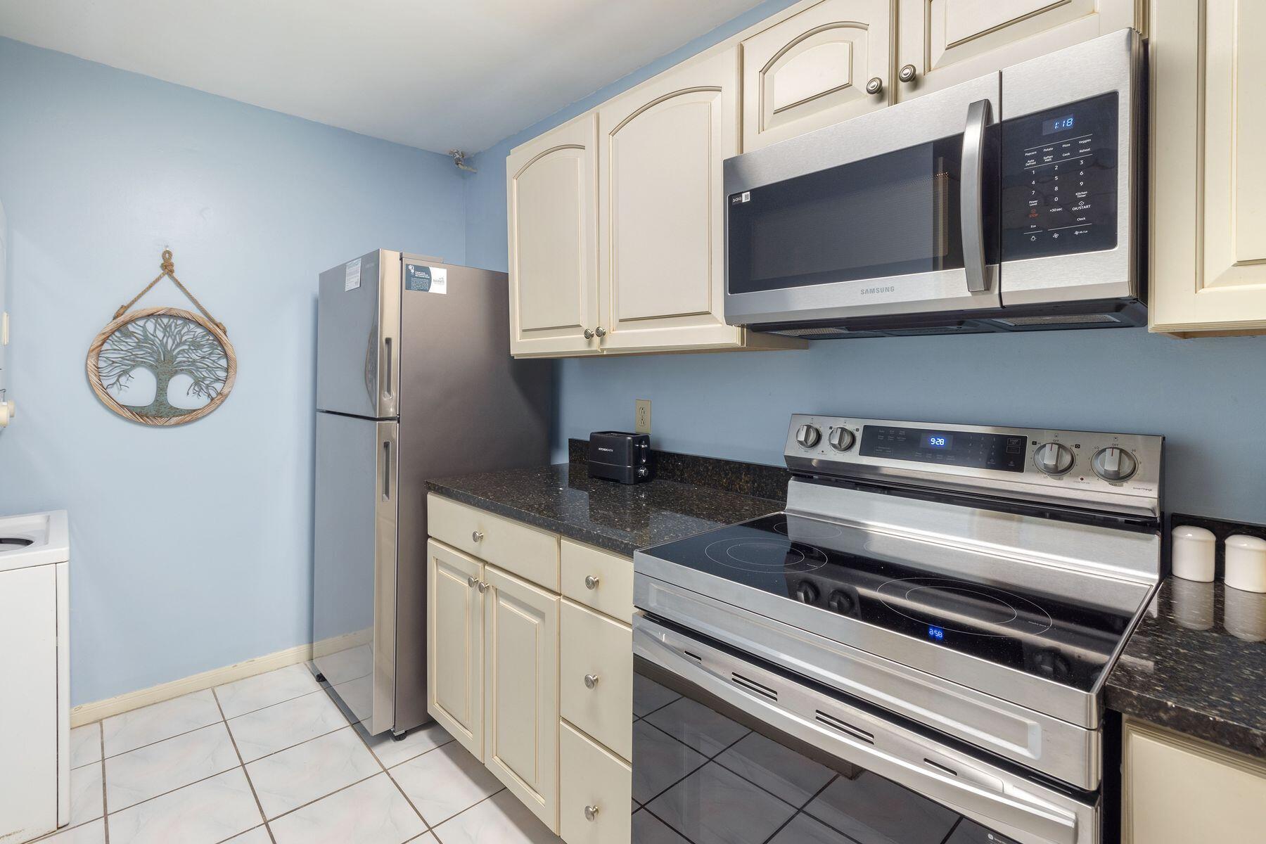 Edgewater golf villa 111 - Residential