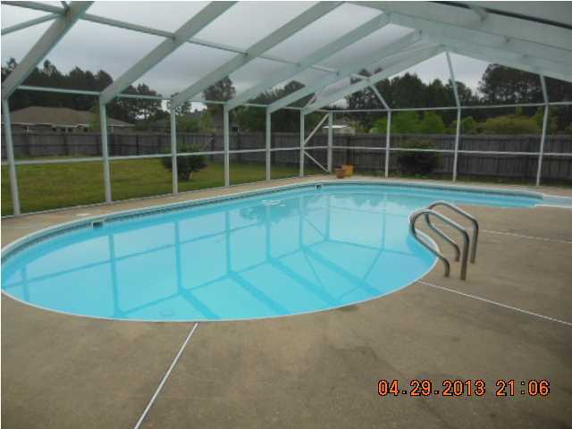 HIDDEN CREEK - Residential Lease