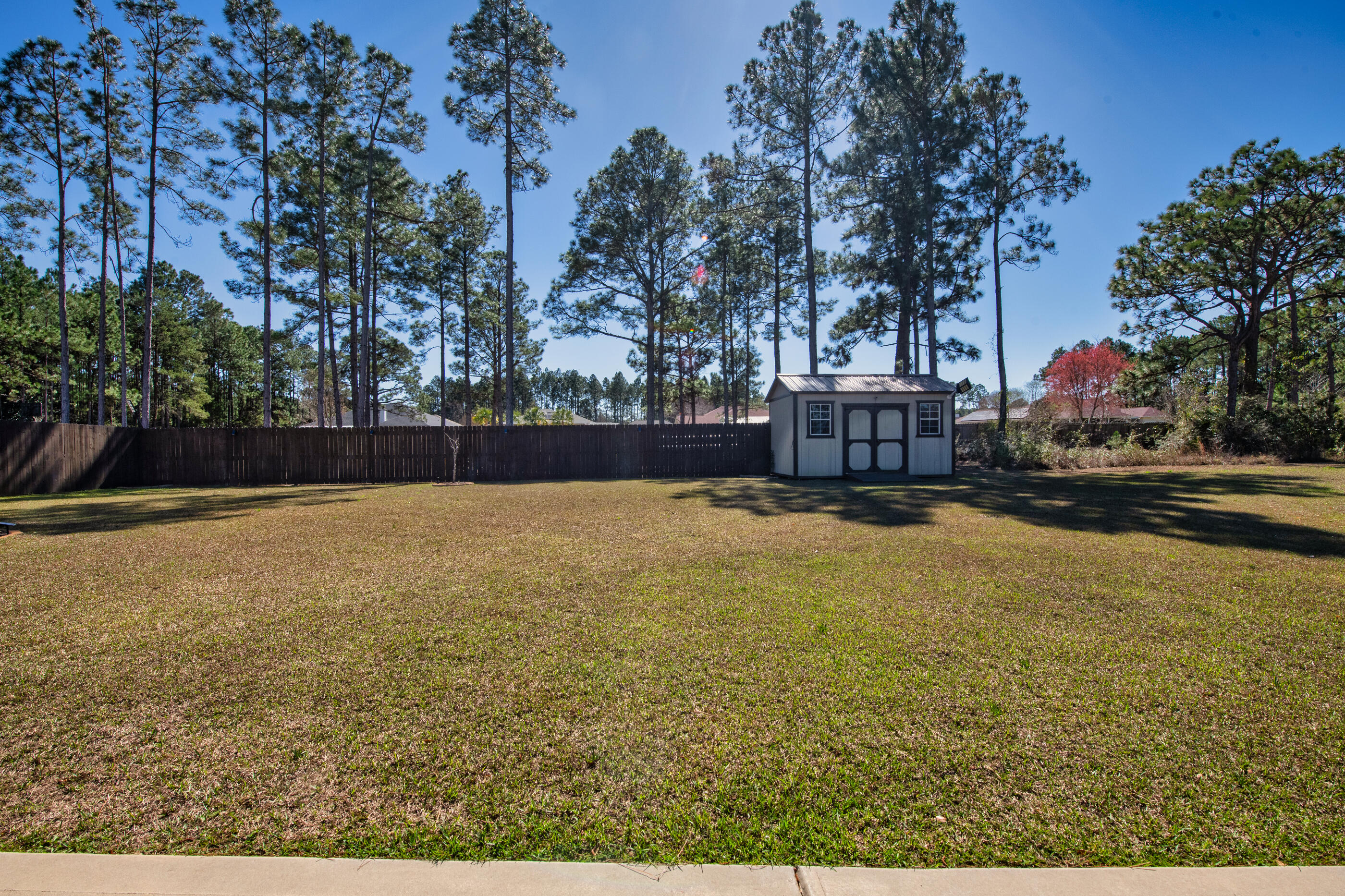 LOVEWOOD - Residential