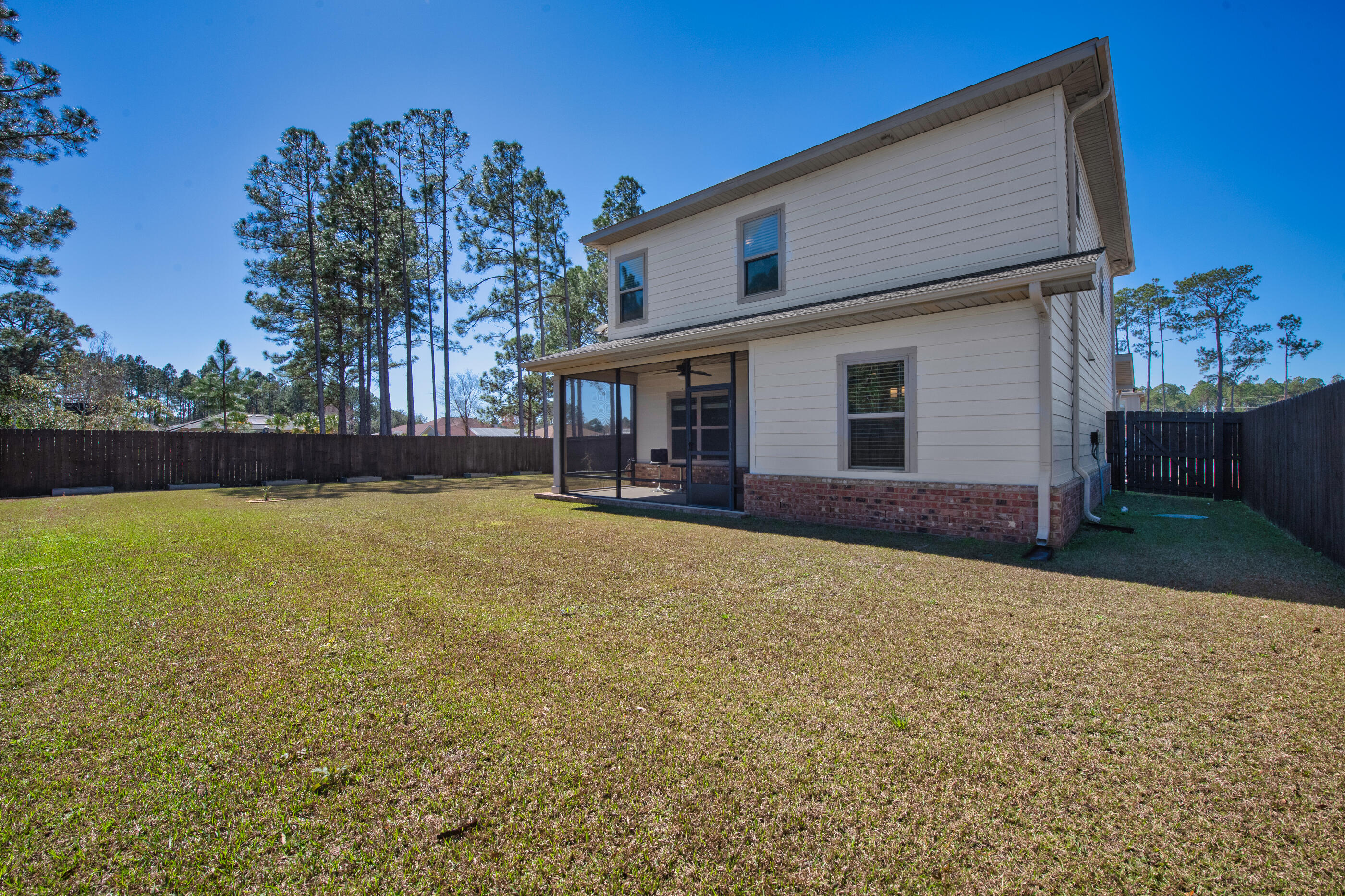 LOVEWOOD - Residential
