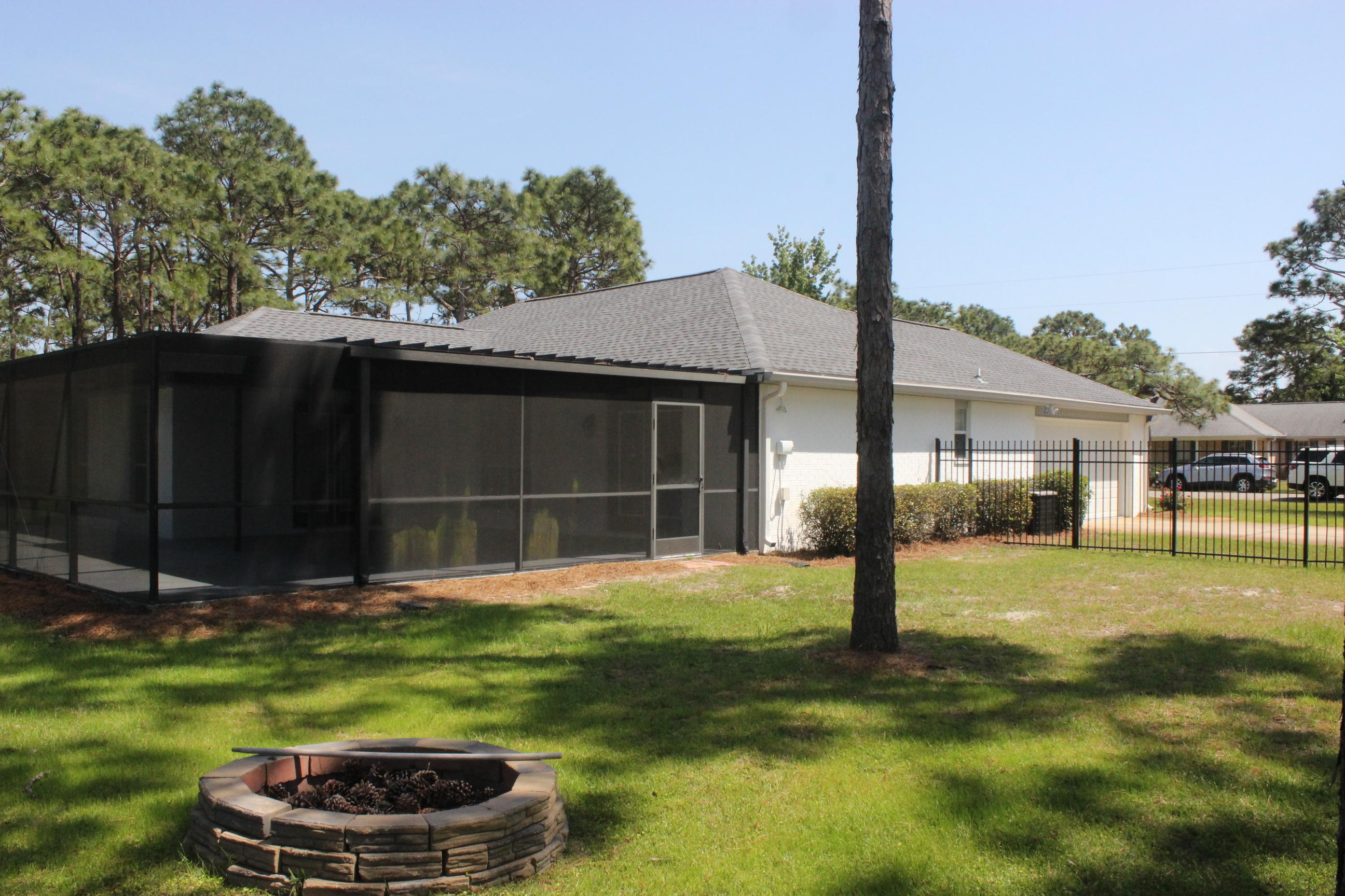 SUGAR ESTATES - Residential