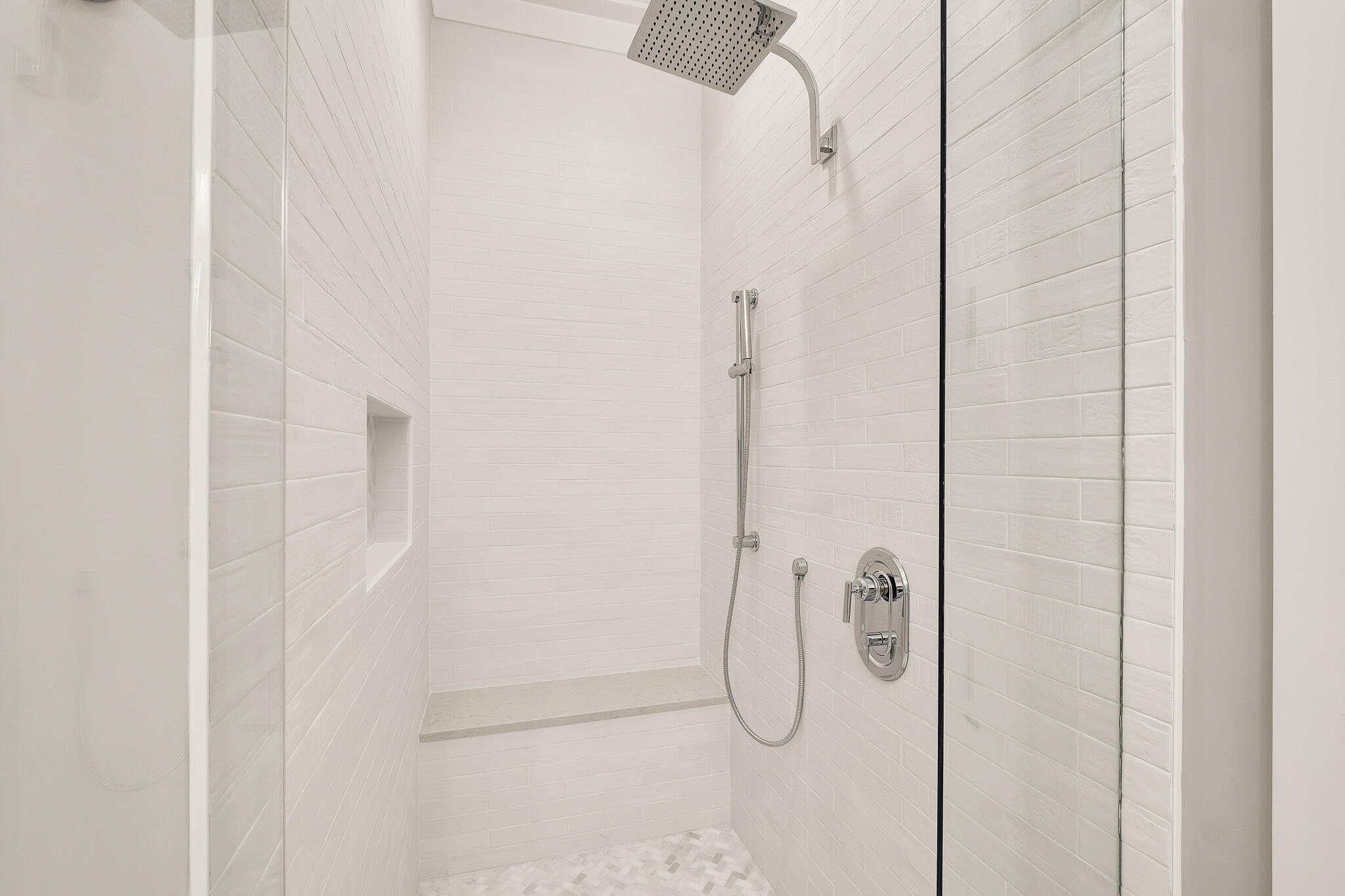 COUNTRY CLUB ESTATES PH 2 - Residential