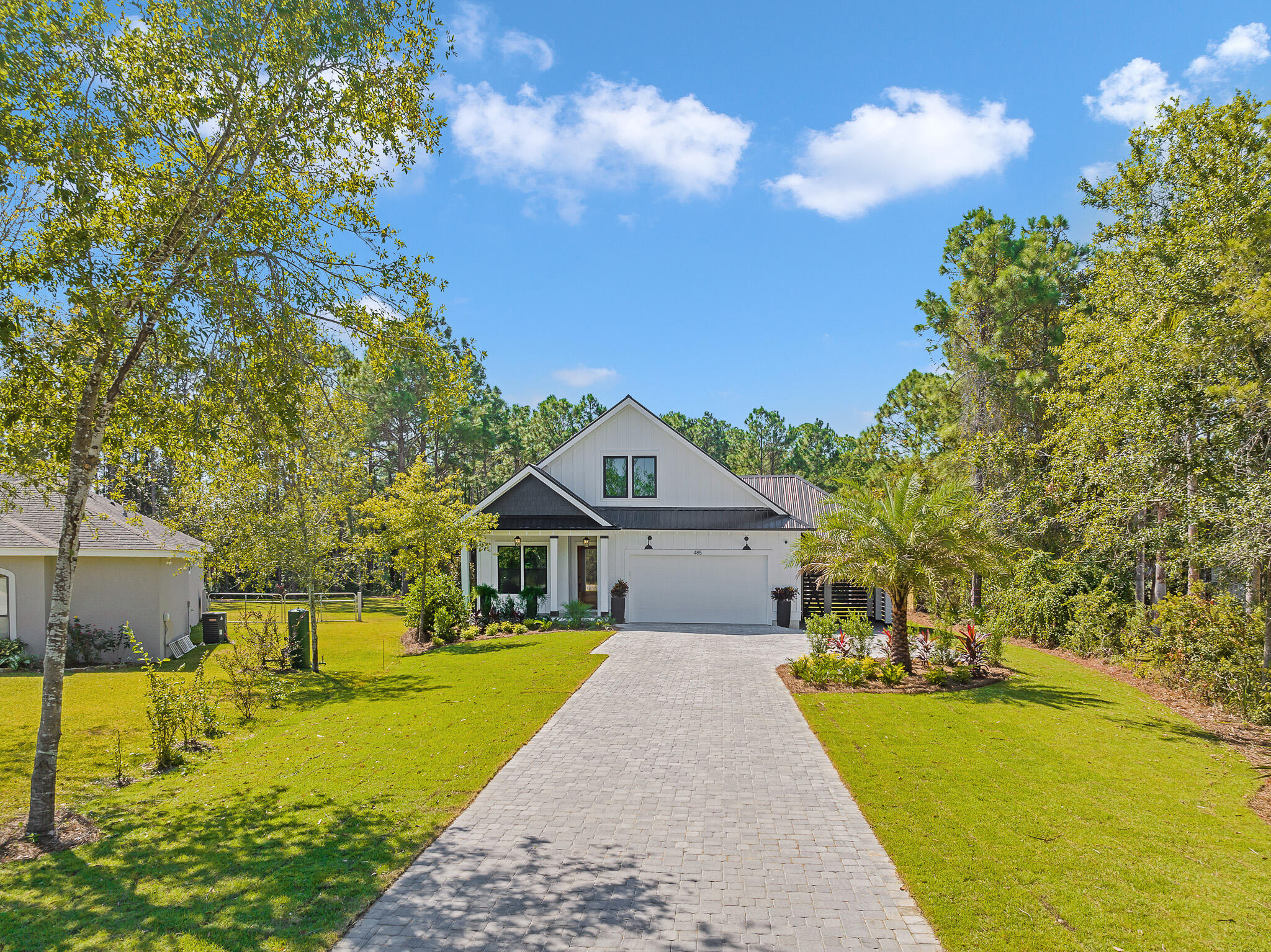 COUNTRY CLUB ESTATES PH 2 - Residential