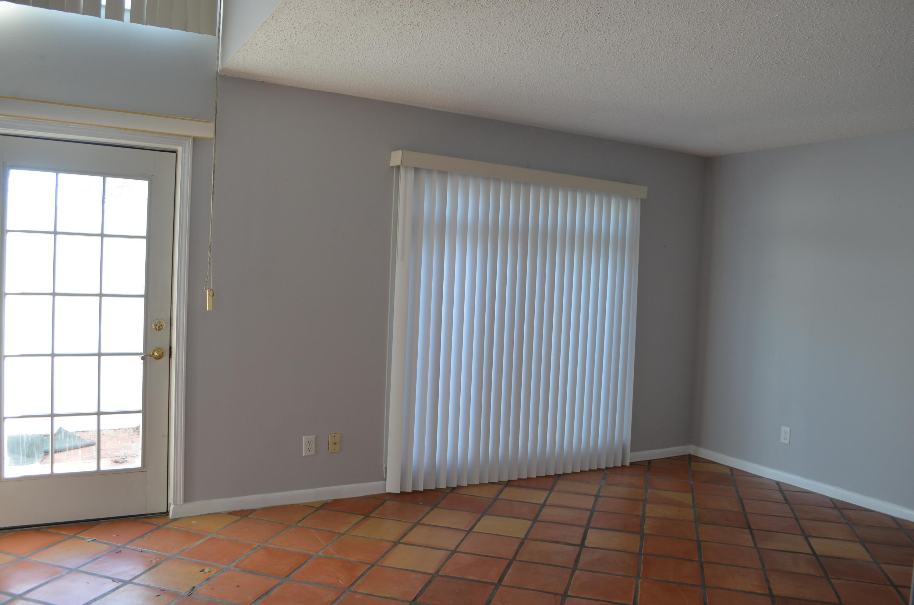 CASA DEL MAR - Residential Lease