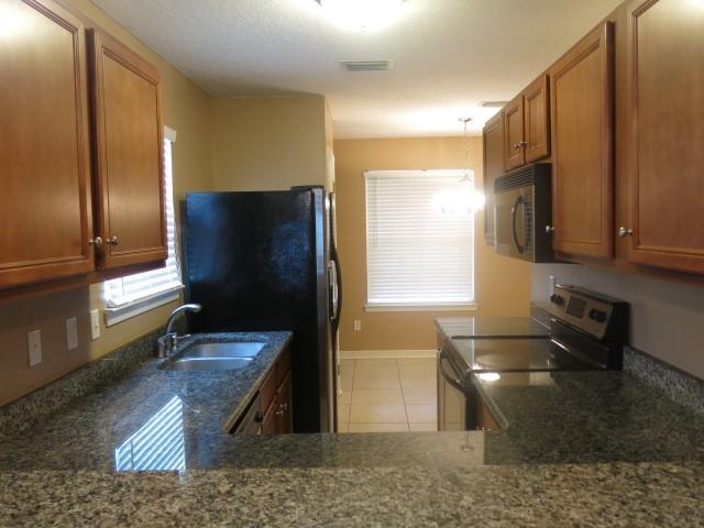 PORT DIXIE - Residential Lease