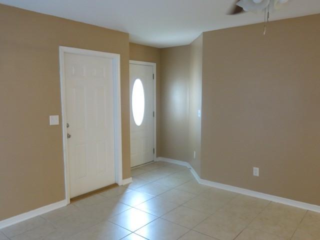 PORT DIXIE - Residential Lease