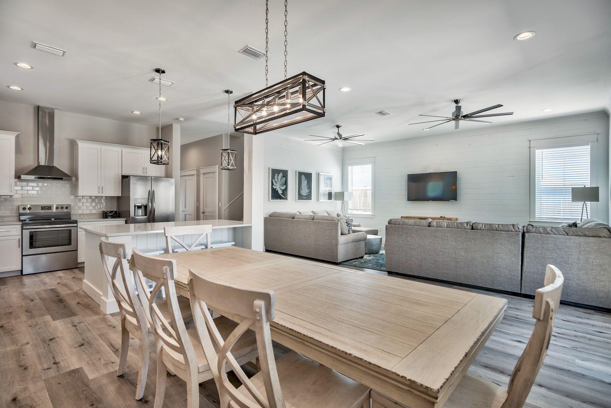 CRYSTAL BEACH - Residential