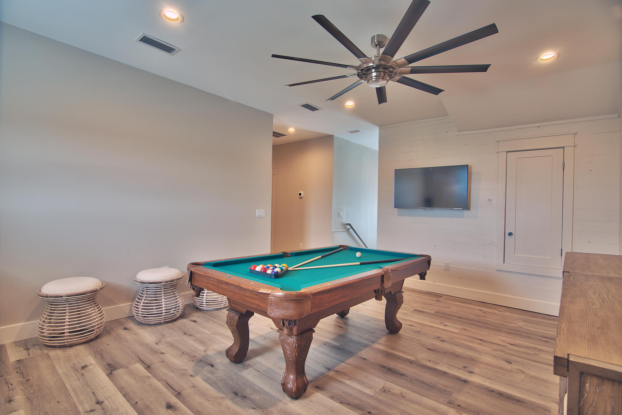 CRYSTAL BEACH - Residential