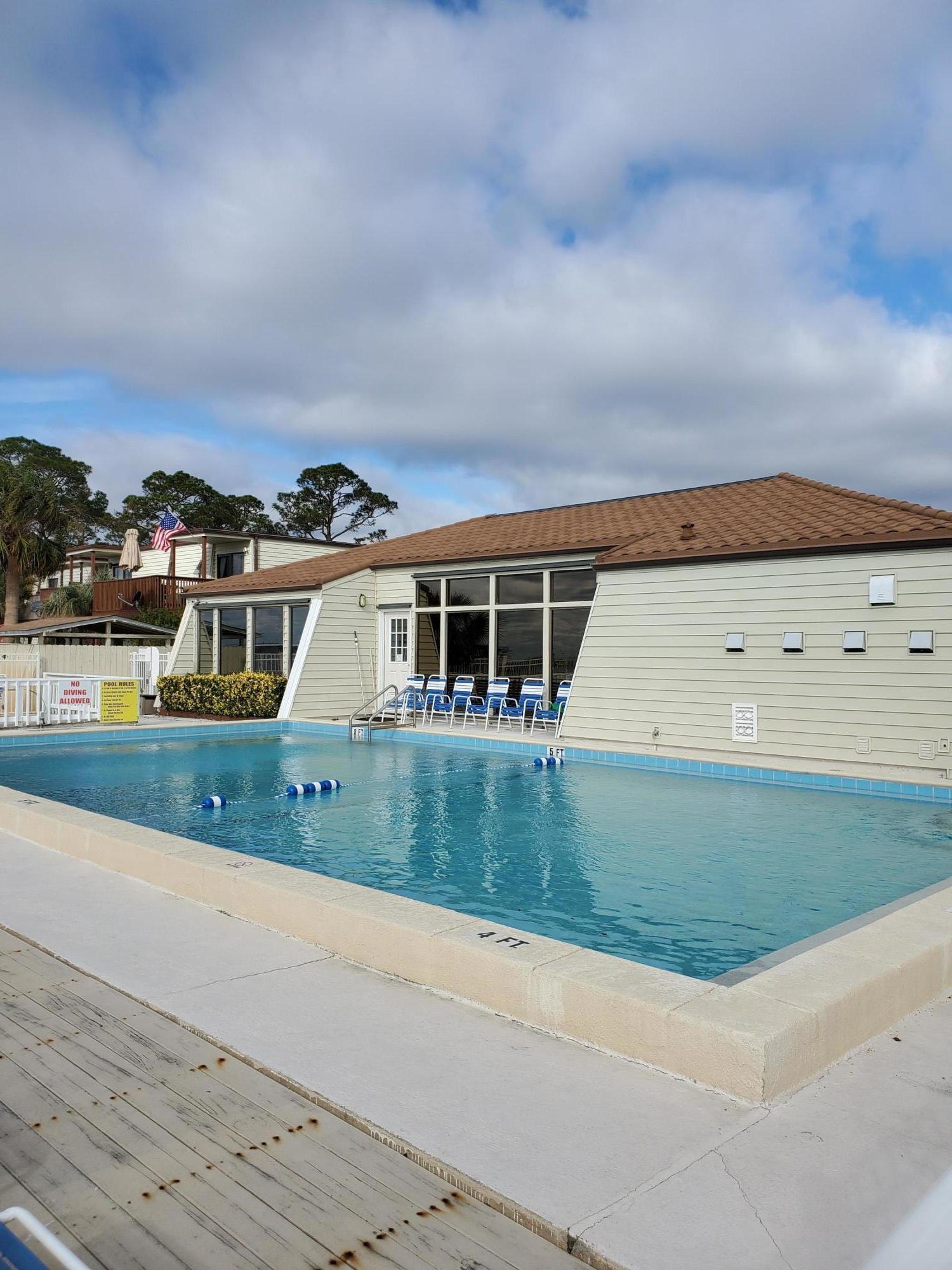 FOUNTAINHEAD CONDO - Residential Lease