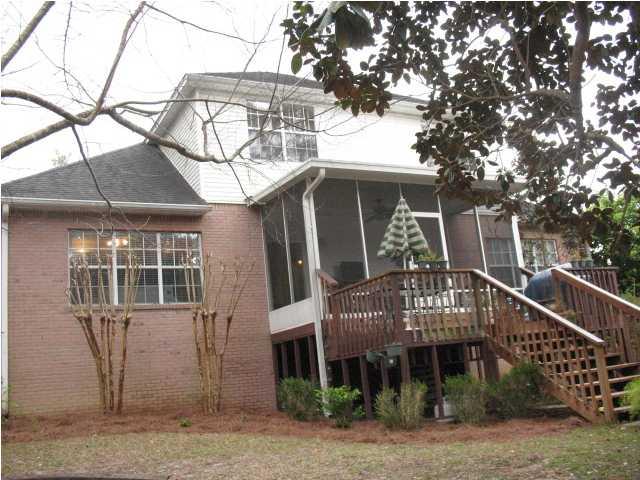 ROCKY BAYOU COUNTRY CLUB ESTATES 9 - Residential Lease