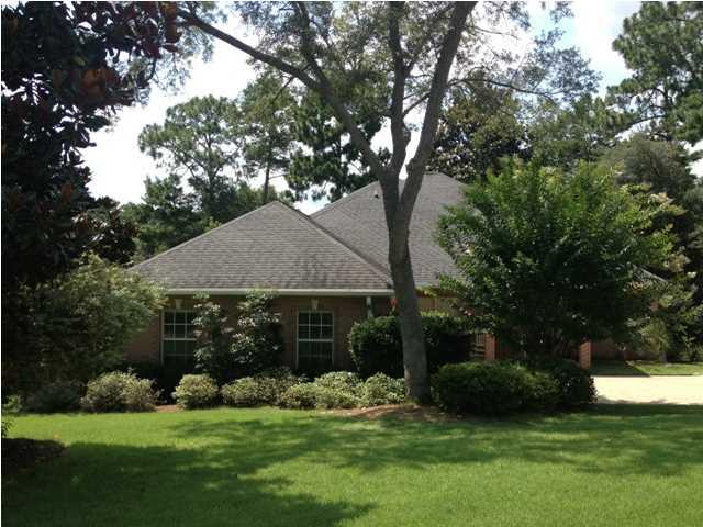 ROCKY BAYOU COUNTRY CLUB ESTATES 9 - Residential Lease