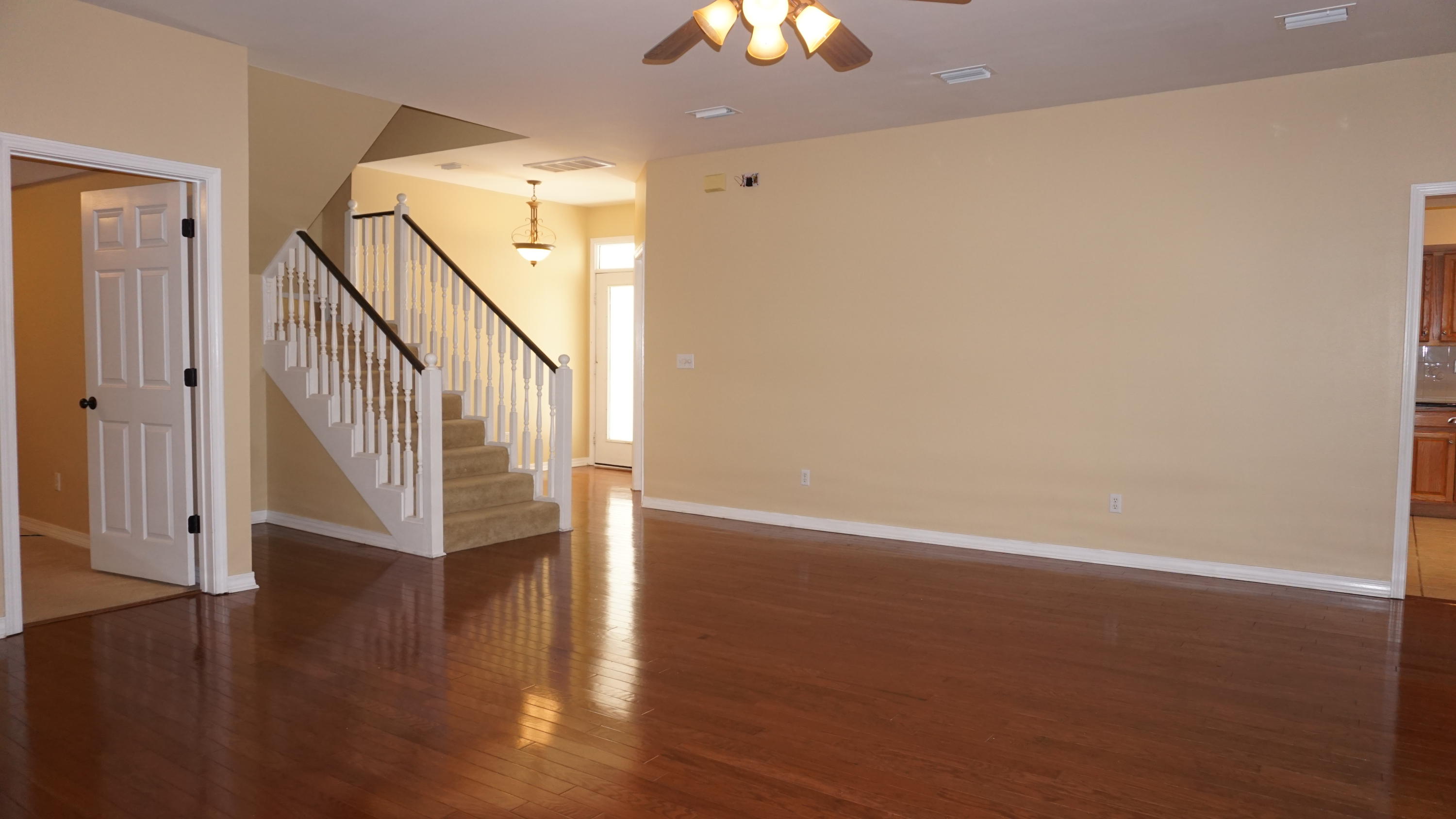 ROCKY BAYOU COUNTRY CLUB ESTATES 9 - Residential Lease