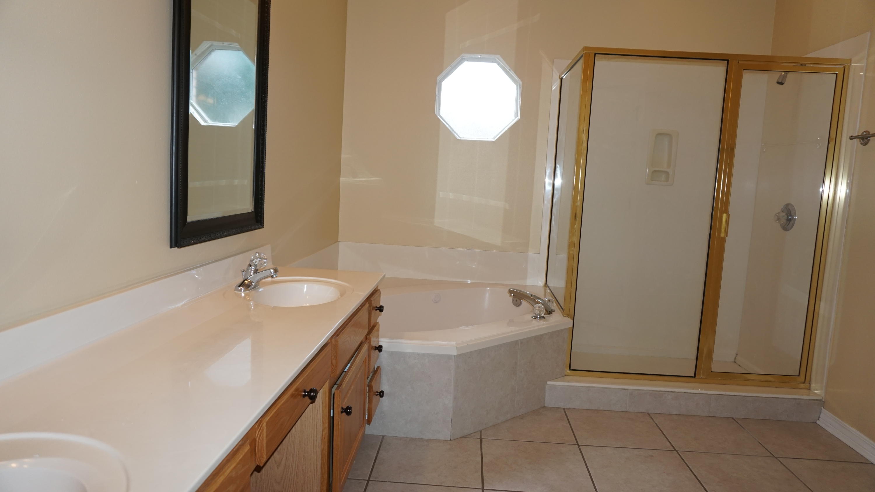 ROCKY BAYOU COUNTRY CLUB ESTATES 9 - Residential Lease