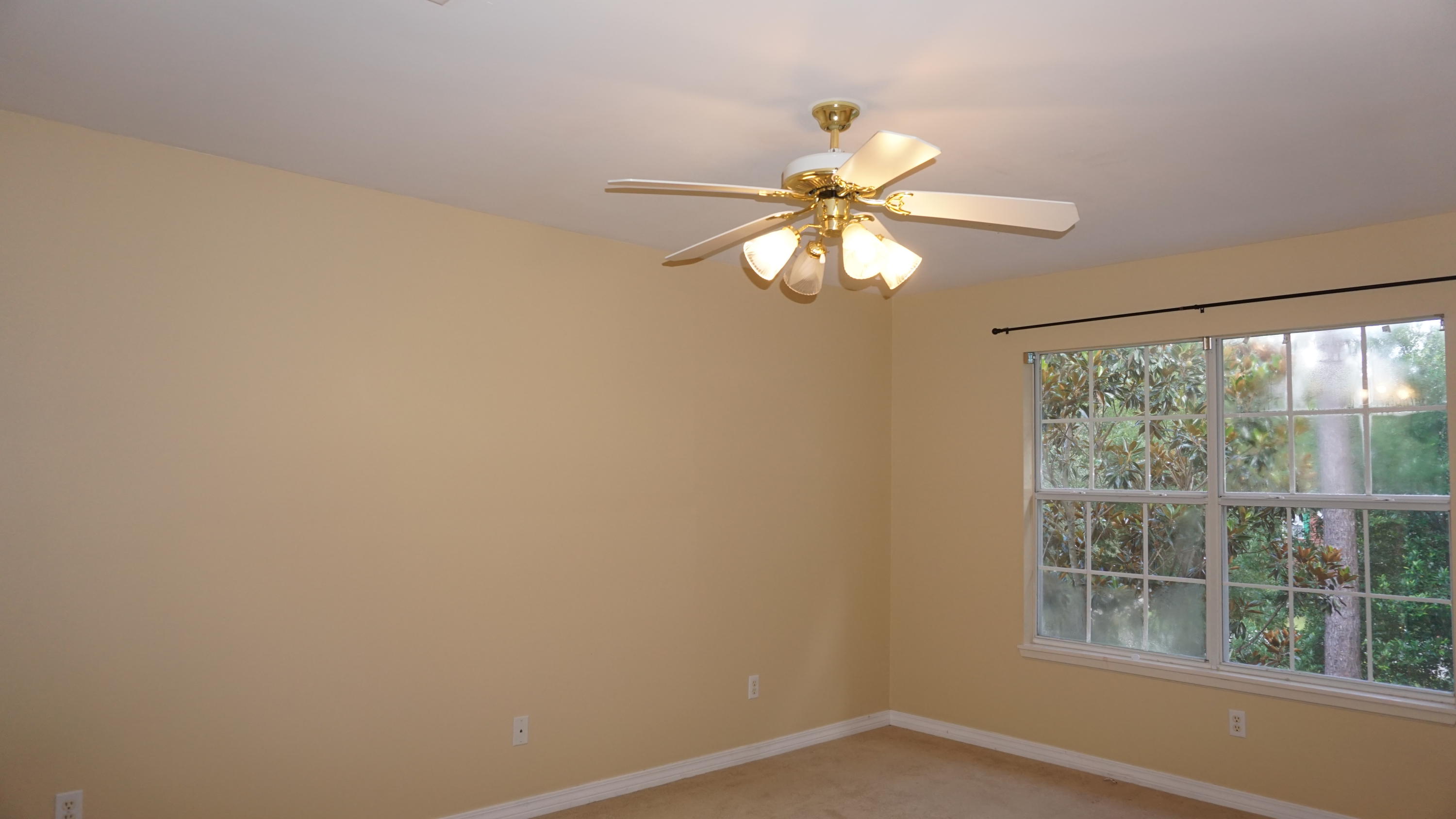 ROCKY BAYOU COUNTRY CLUB ESTATES 9 - Residential Lease