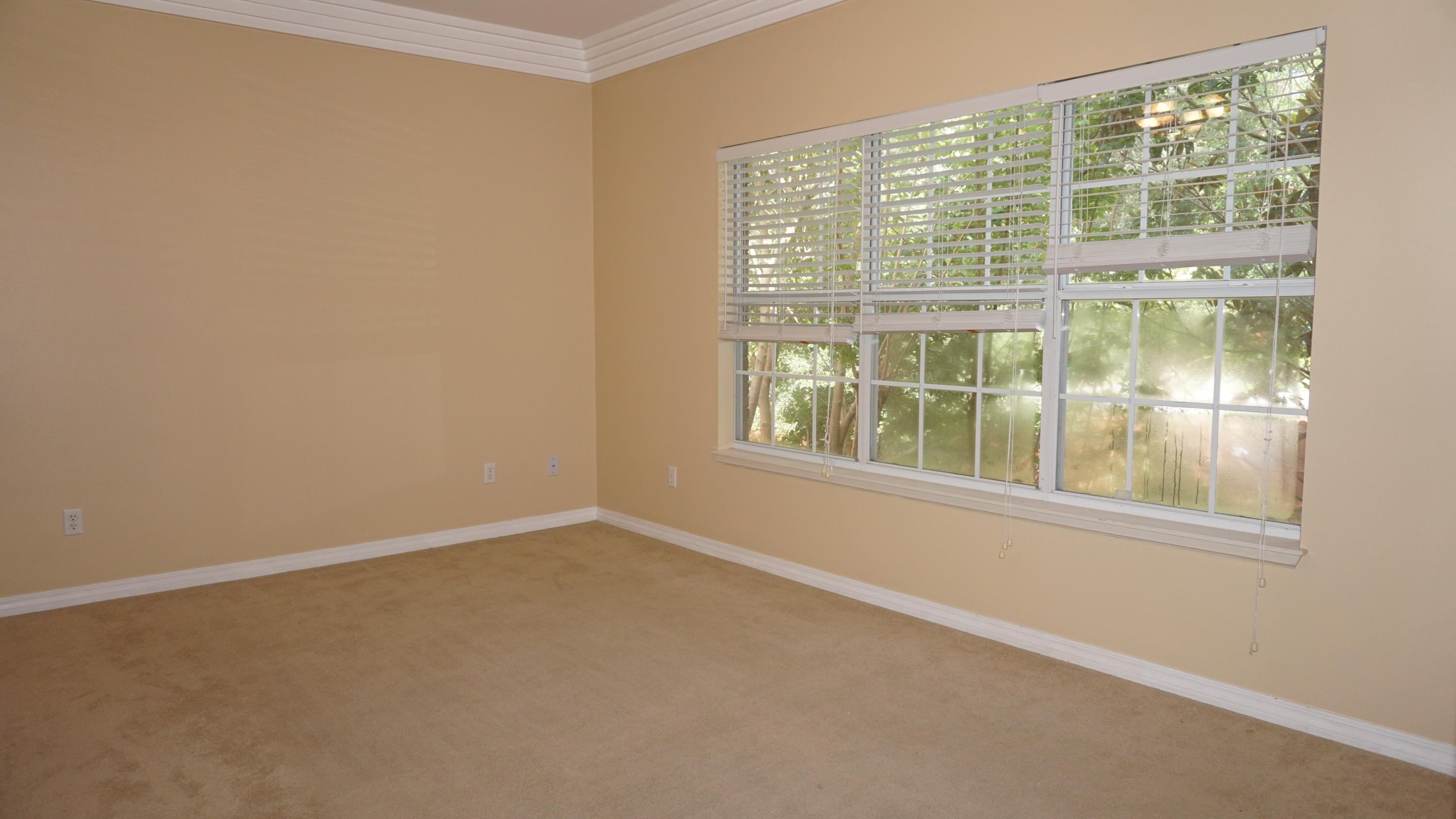 ROCKY BAYOU COUNTRY CLUB ESTATES 9 - Residential Lease