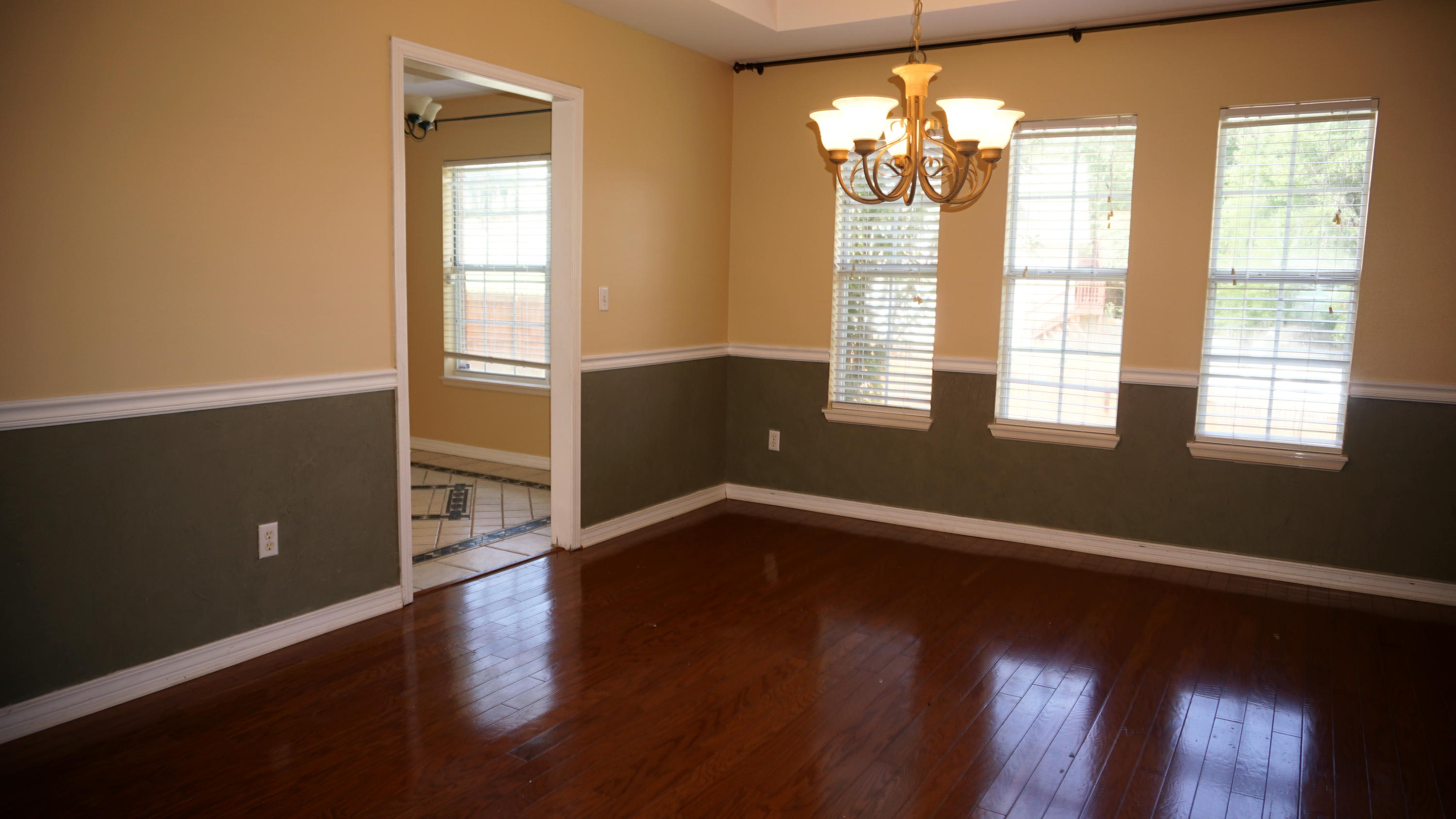 ROCKY BAYOU COUNTRY CLUB ESTATES 9 - Residential Lease