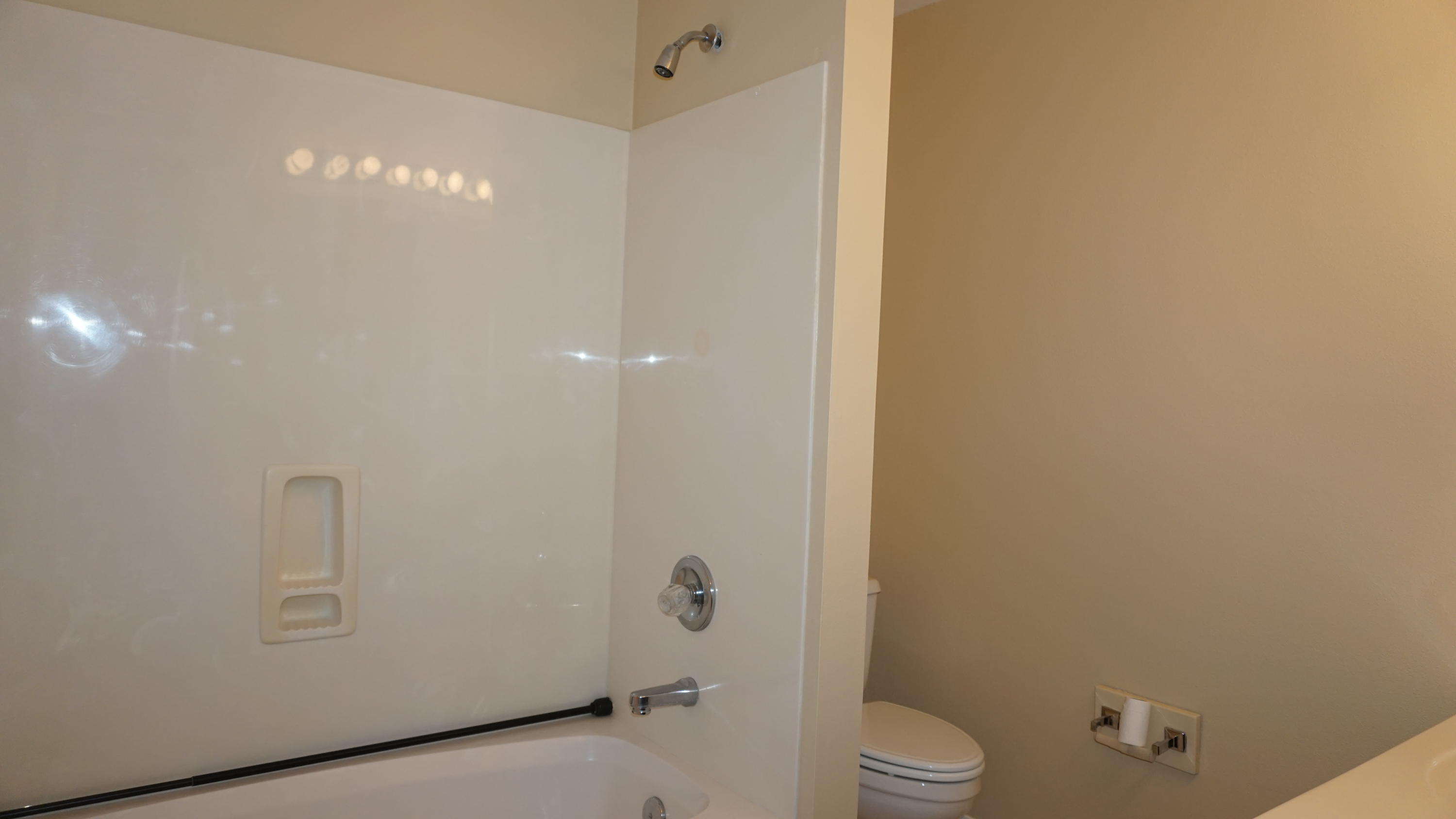 ROCKY BAYOU COUNTRY CLUB ESTATES 9 - Residential Lease