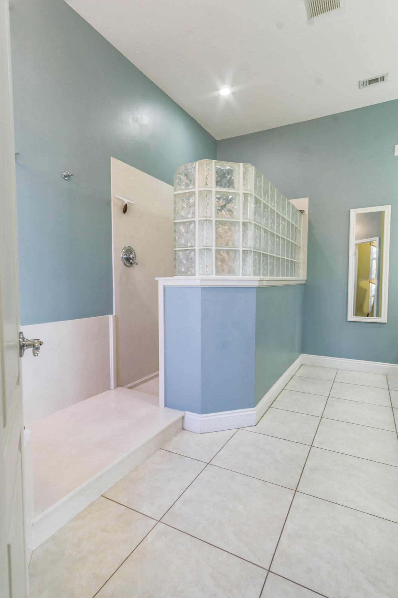 MEADOW LAKE ESTATES - Residential