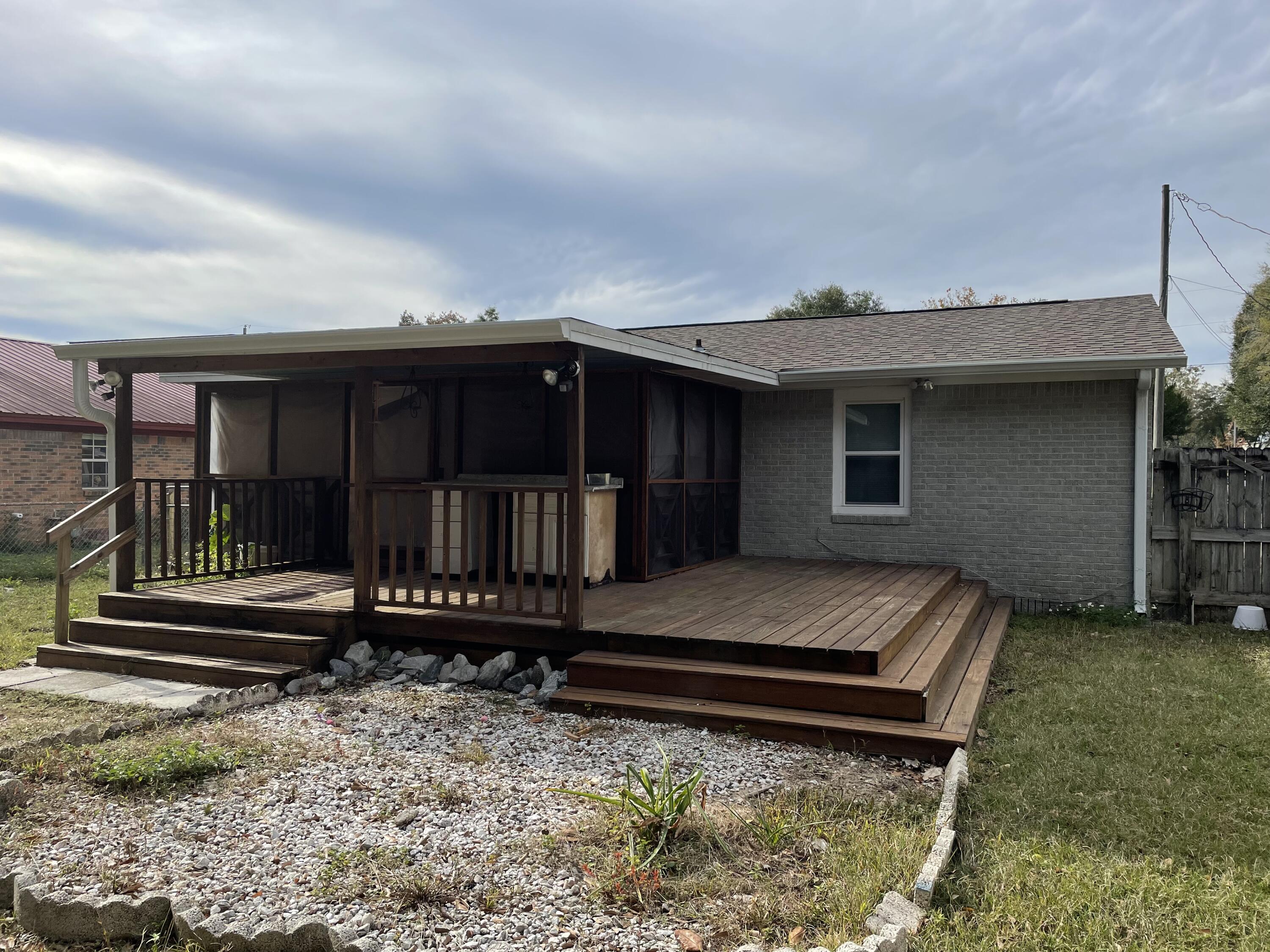 EDNEY 2ND ADD - Residential Lease