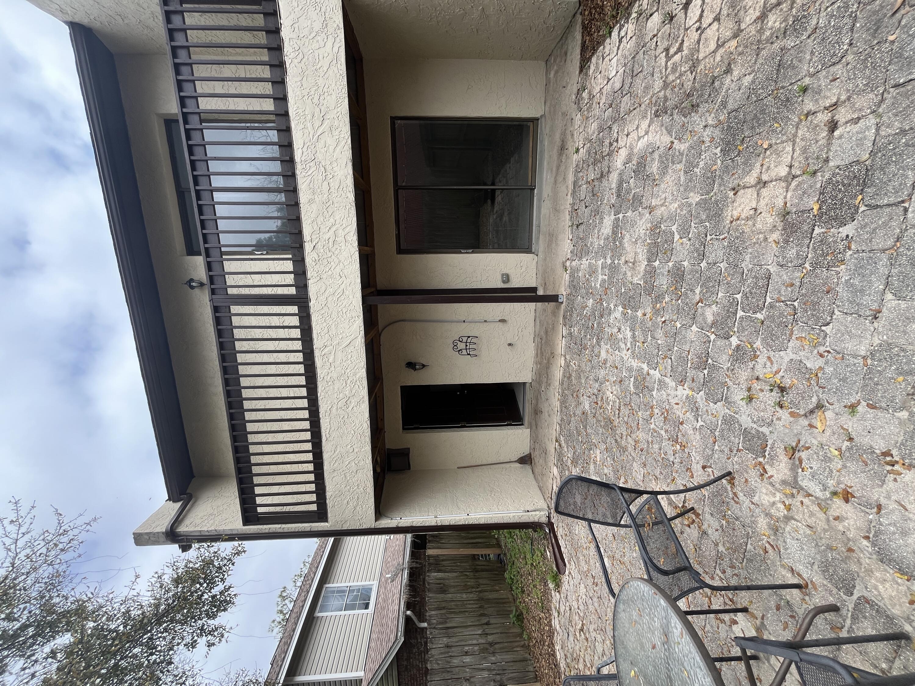 PARKWOOD TERRACE - Residential Lease