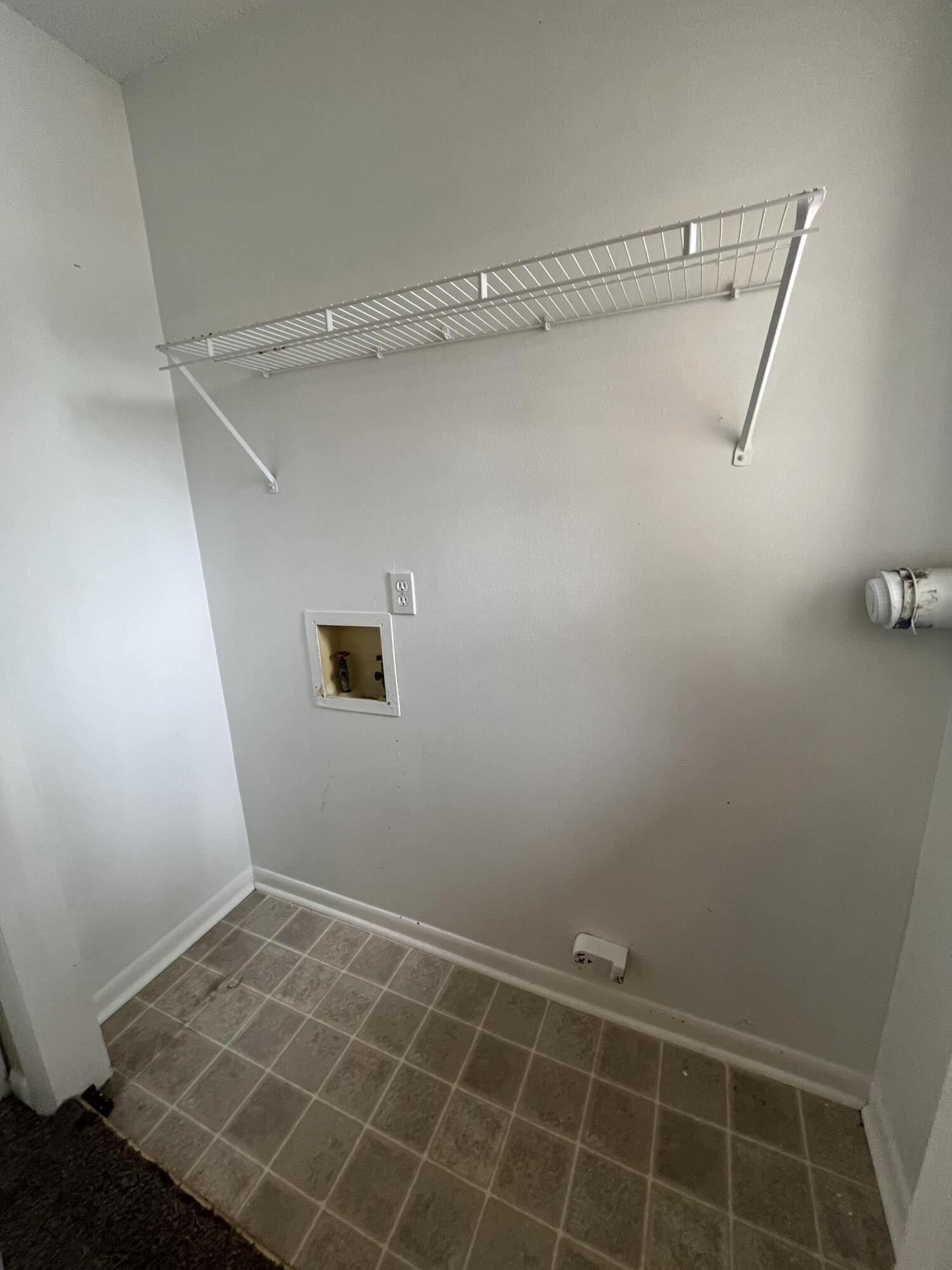 PARKWOOD TERRACE - Residential Lease