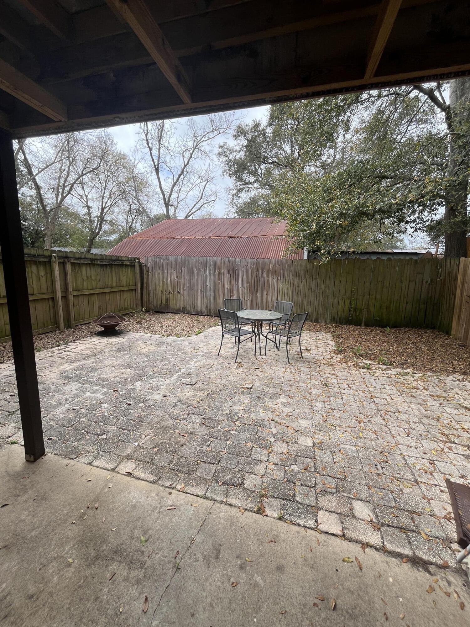 PARKWOOD TERRACE - Residential Lease