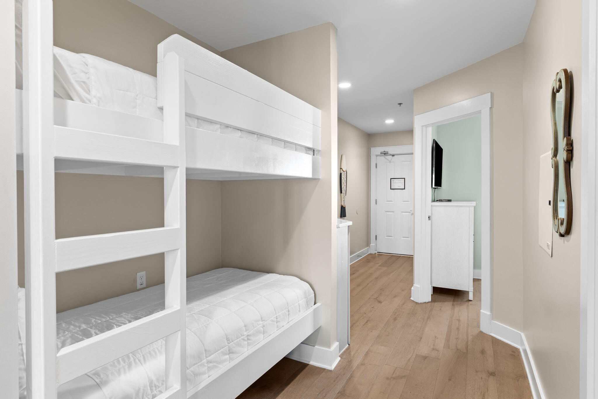 HENDERSON LOFTS - Residential