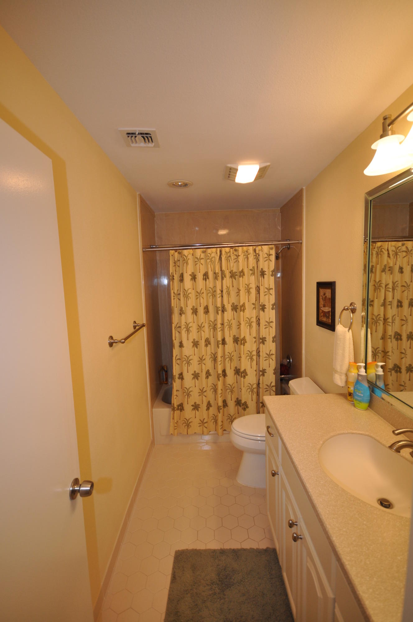 L'Atrium - Residential Lease