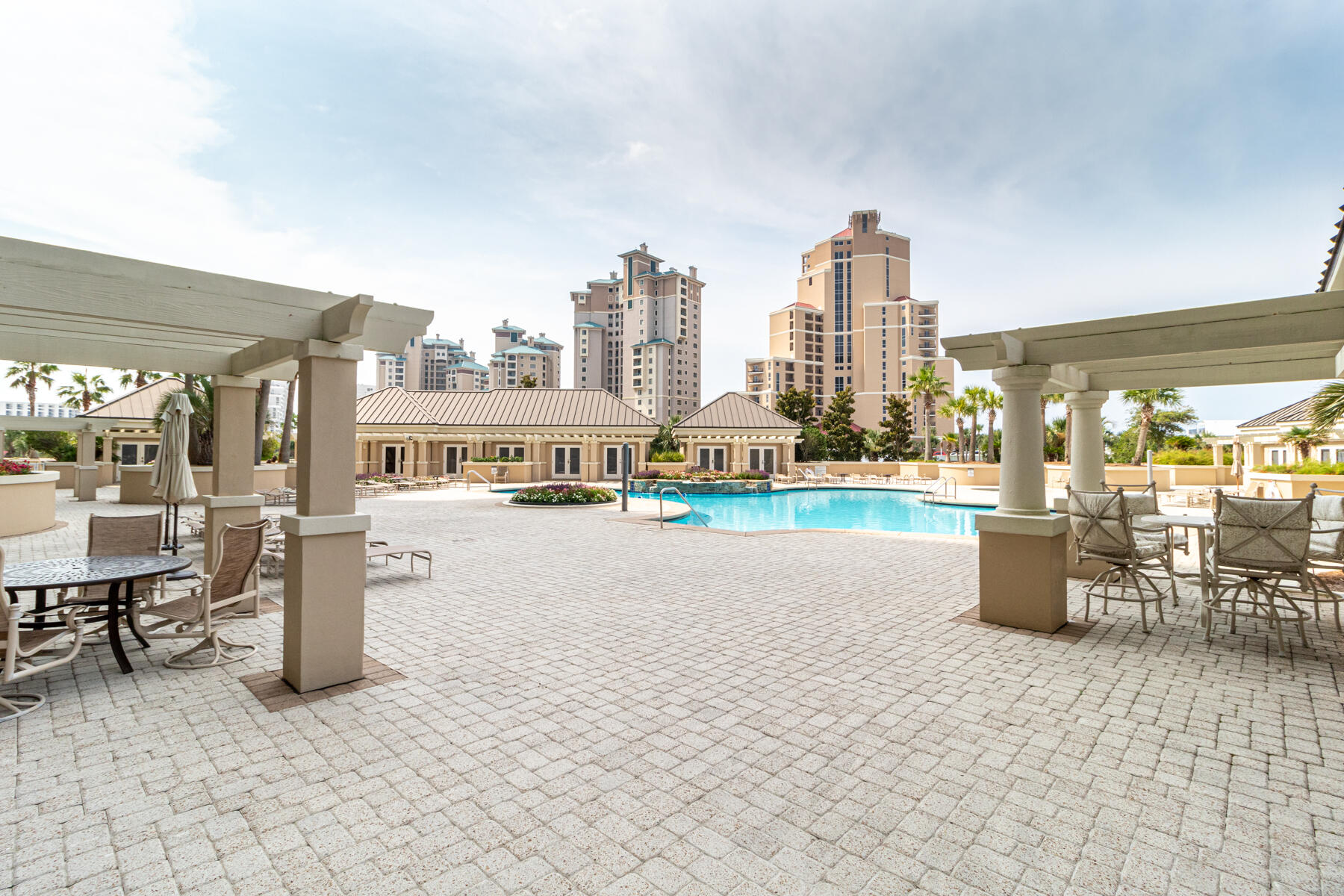 ONE BEACH CLUB DRIVE - Residential