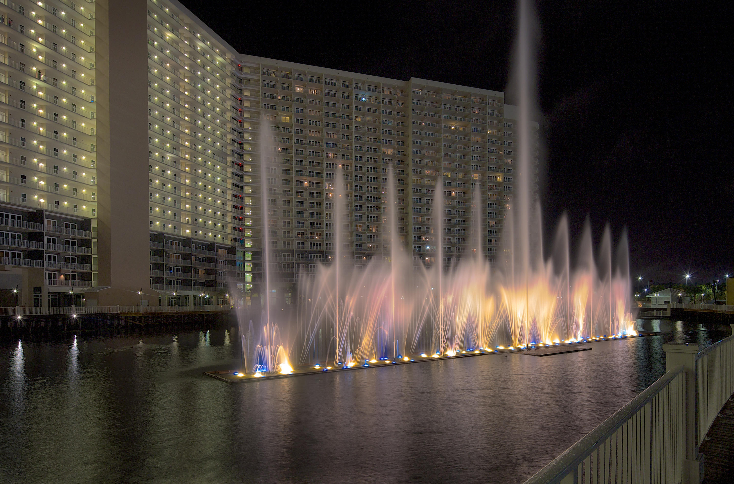 Laketown Wharf - Residential