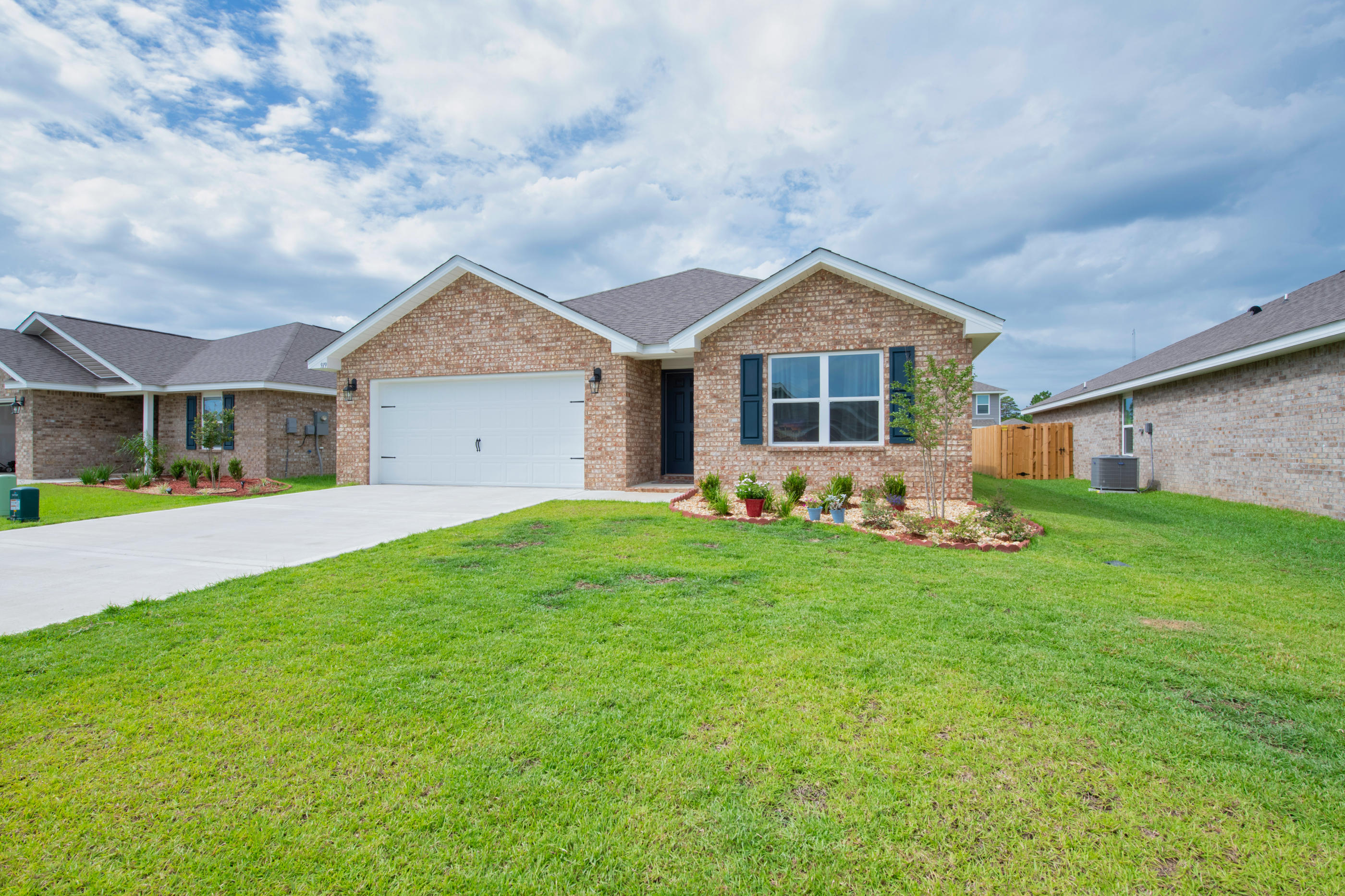 Redstone Commons - Residential Lease