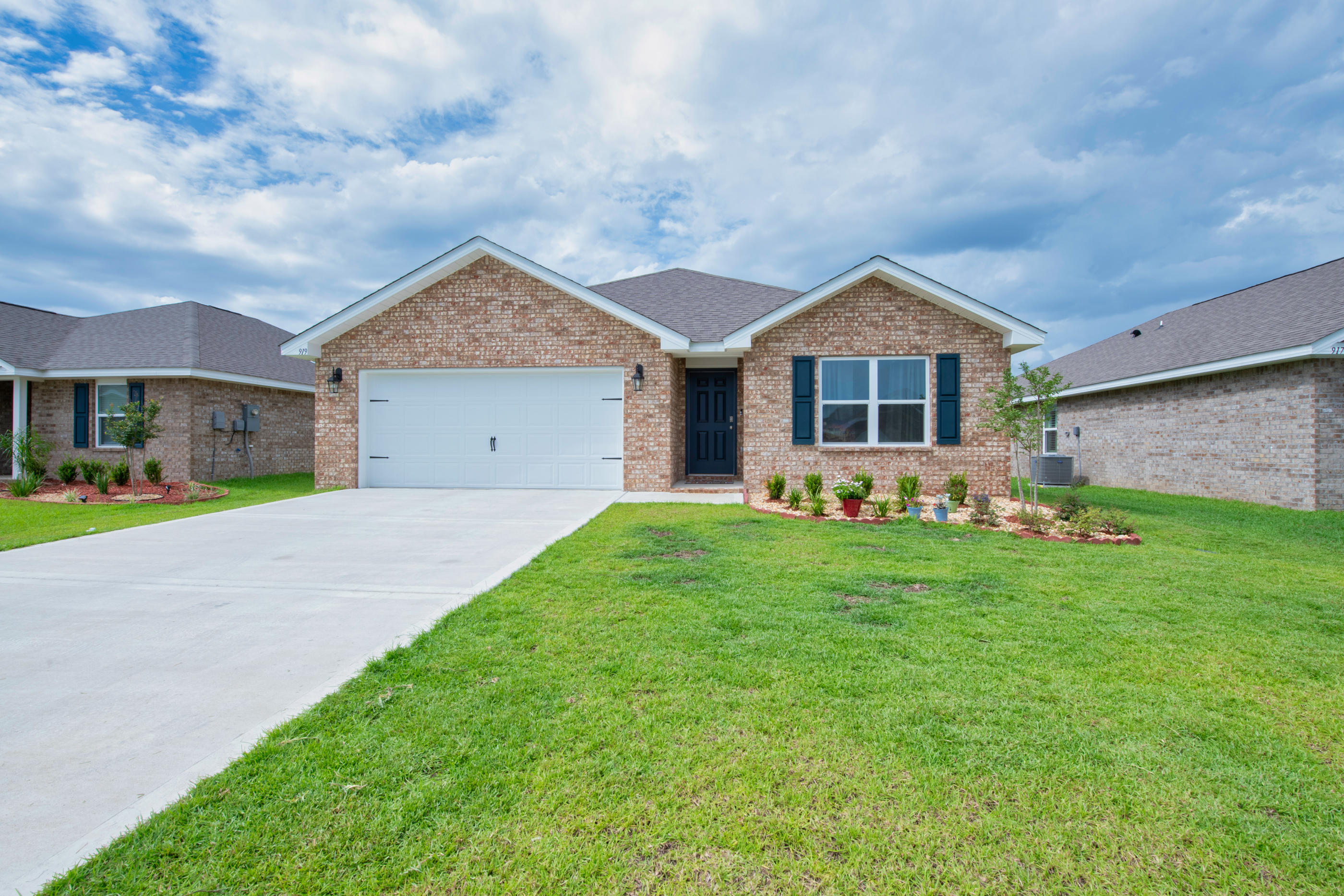 Redstone Commons - Residential Lease