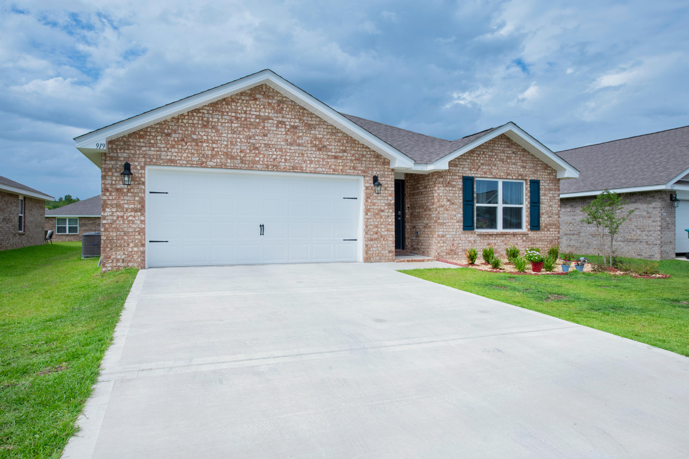 Redstone Commons - Residential Lease